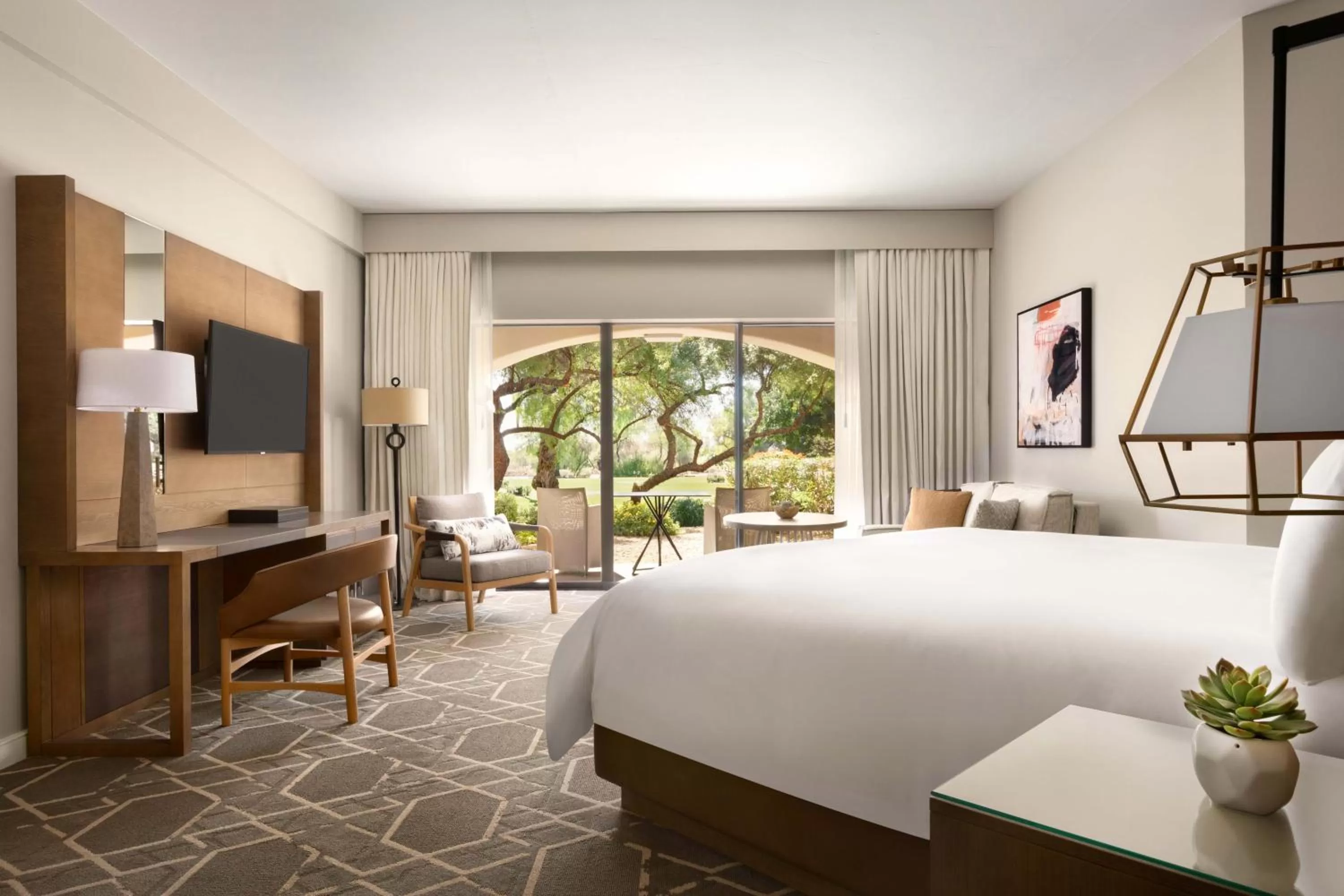 Bed in Fairmont Scottsdale Princess