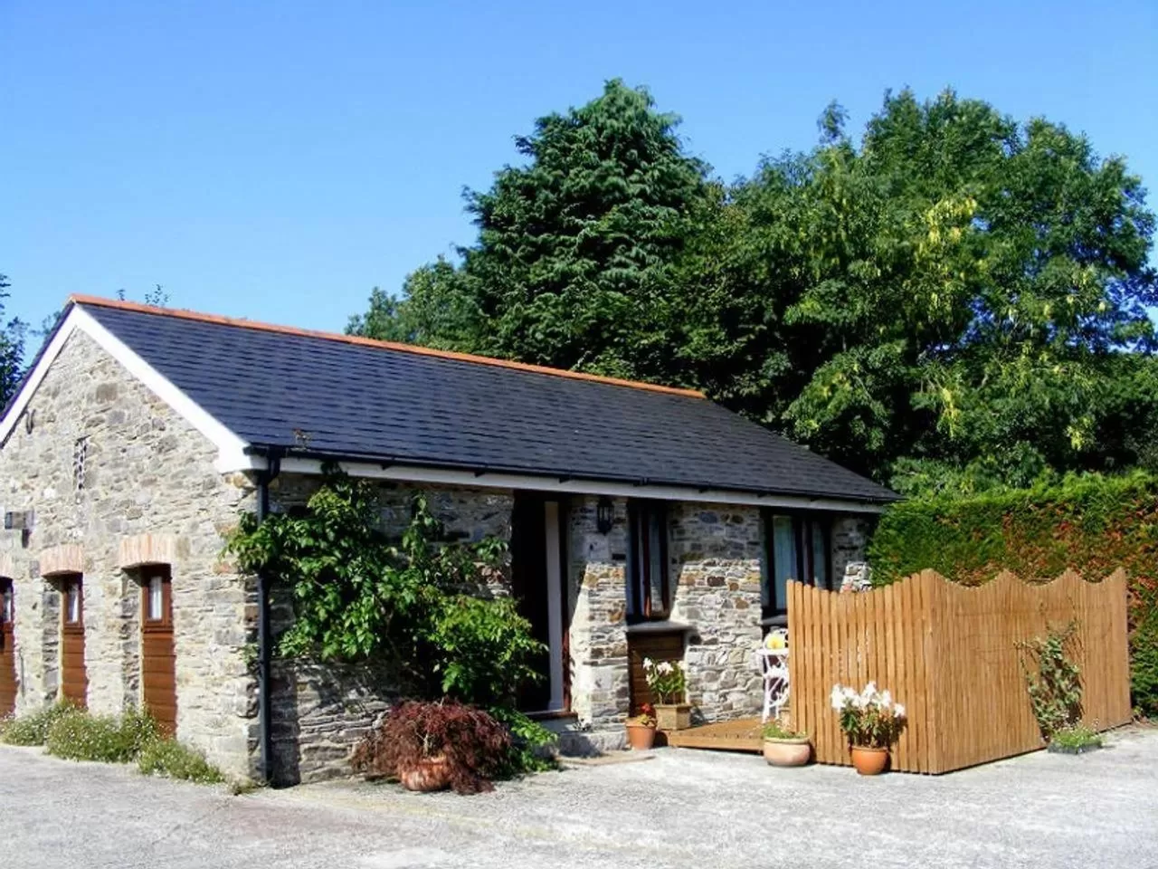 One-Bedroom Cottage in Lobhill Farmhouse Bed and Breakfast and Self Catering Accommodation