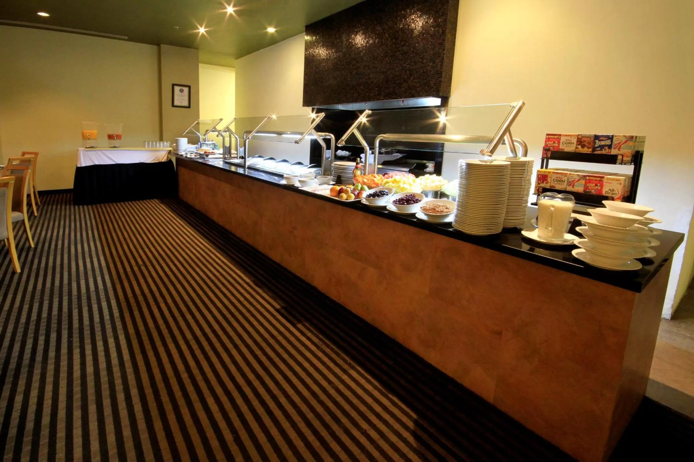 Breakfast in Crowne Plaza Monterrey Aeropuerto by IHG