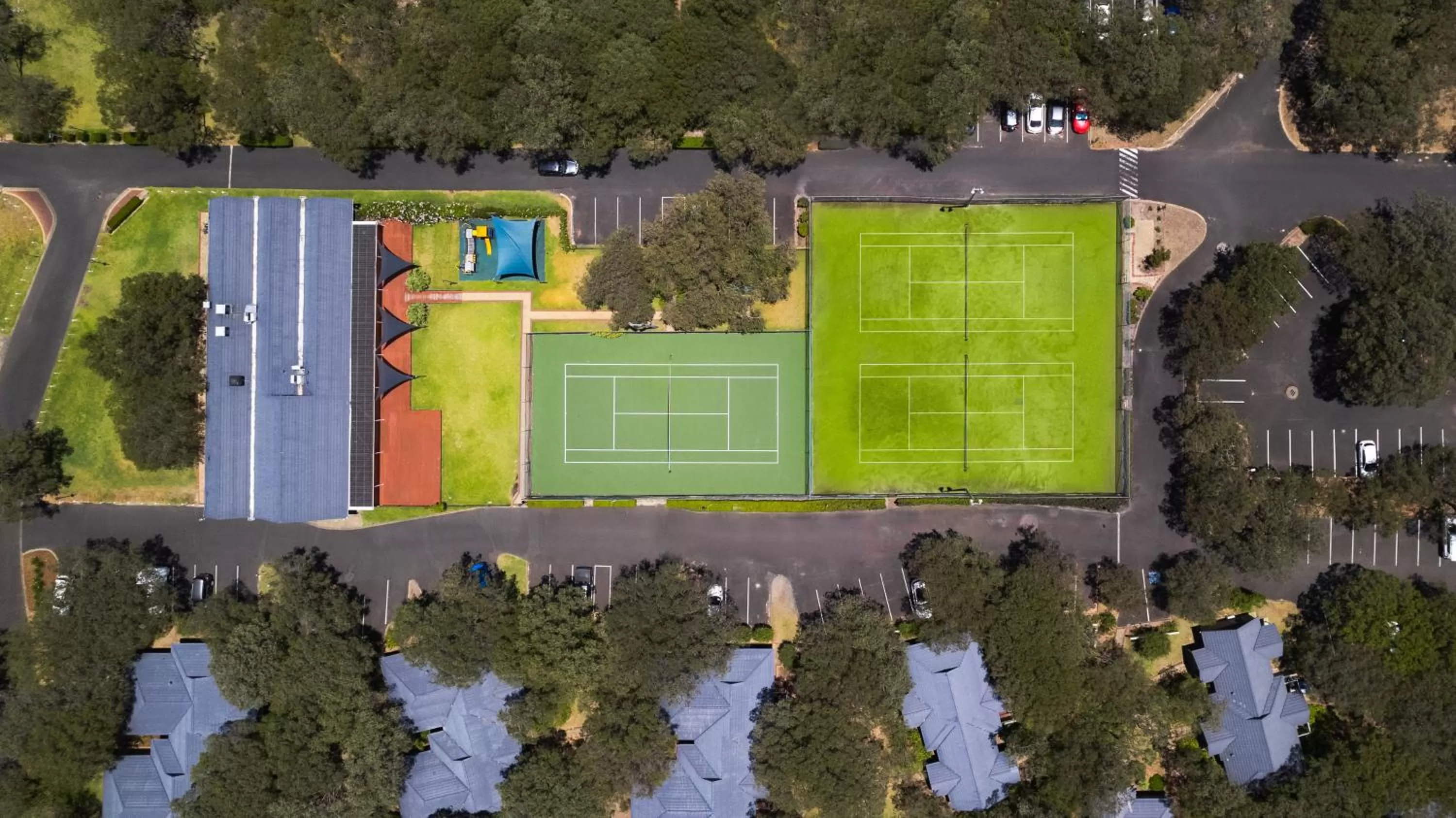 Property building in Bayview Geographe Resort