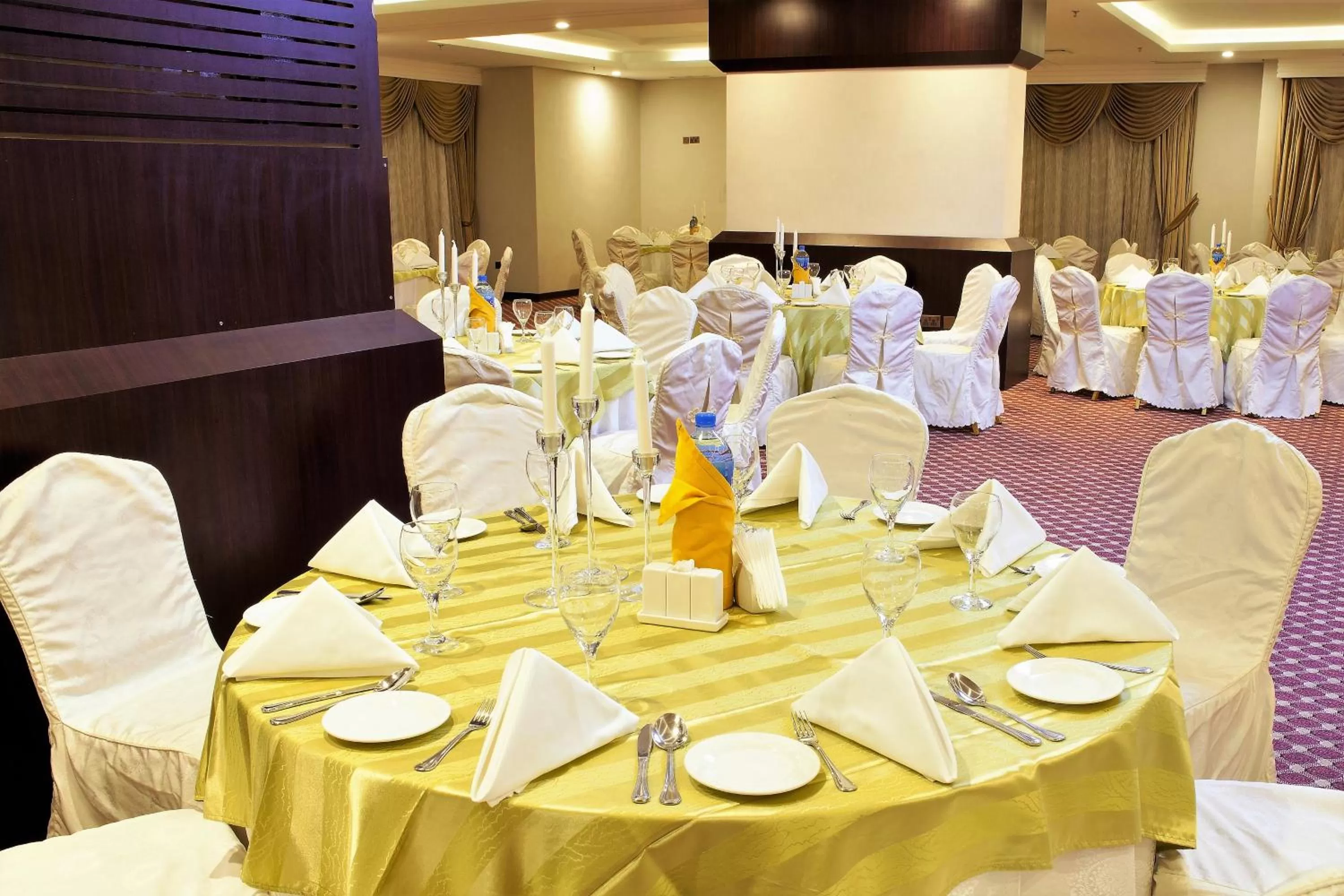 Business facilities in Best Western Plus Salmiya