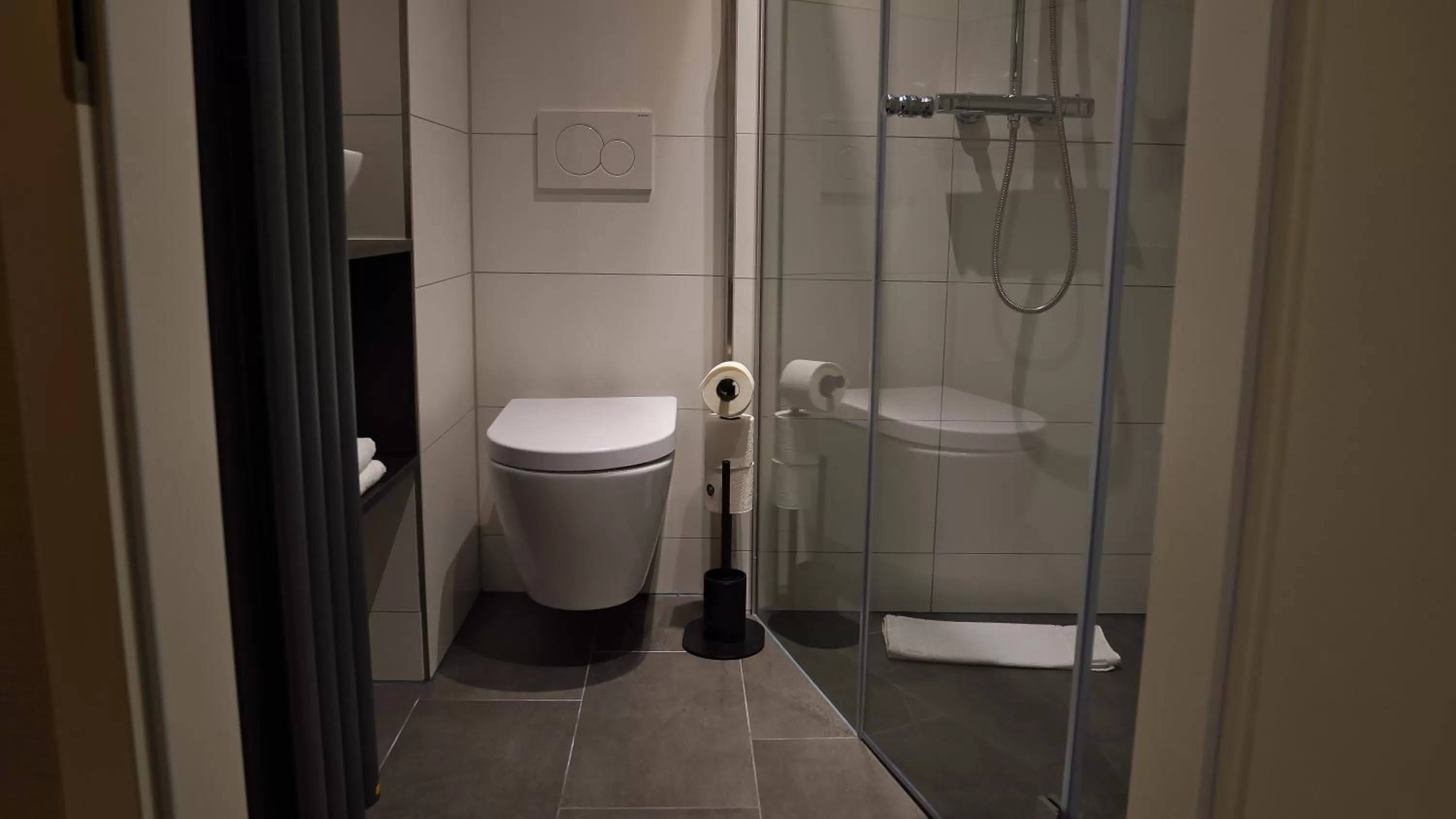 Shower in Hotel Porta Nigra