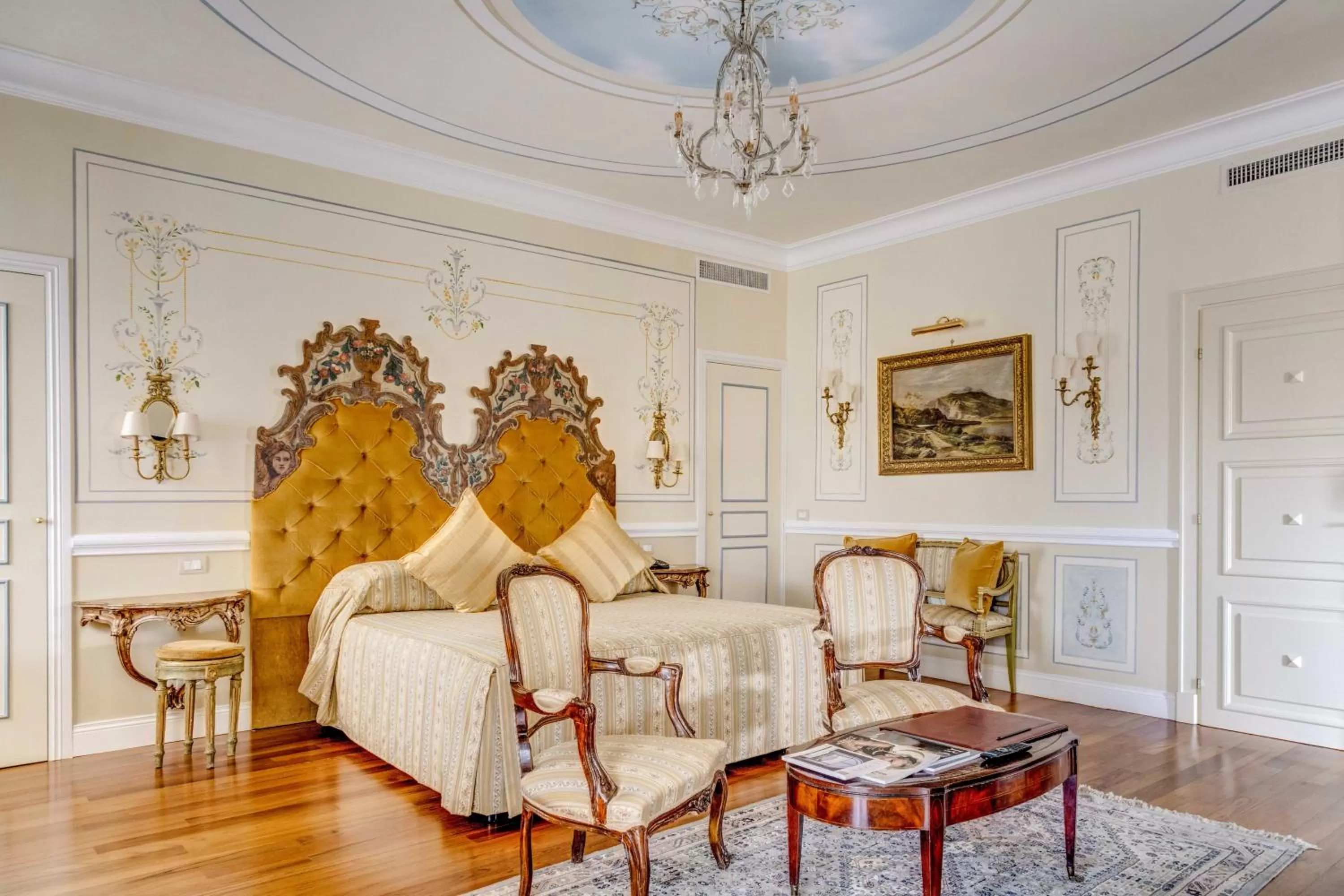 Photo of the whole room in Radisson Blu GHR Rome