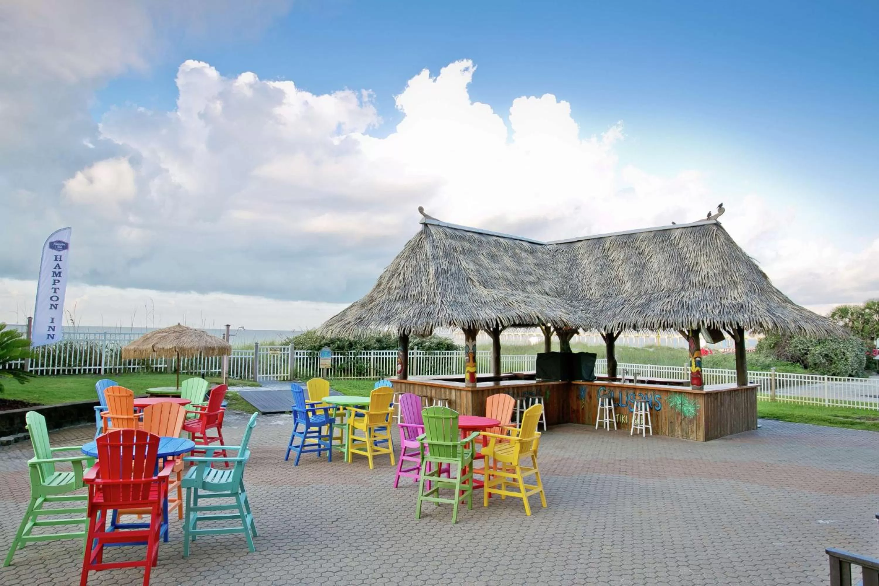 Dining area in Hampton Inn Pensacola Beach