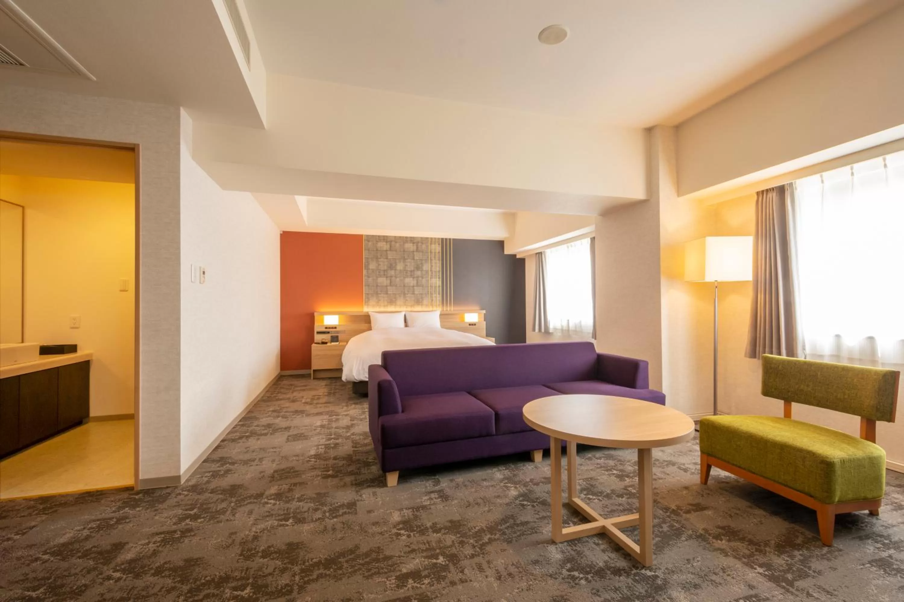 Living room, Bed in Hotel Kanazawa