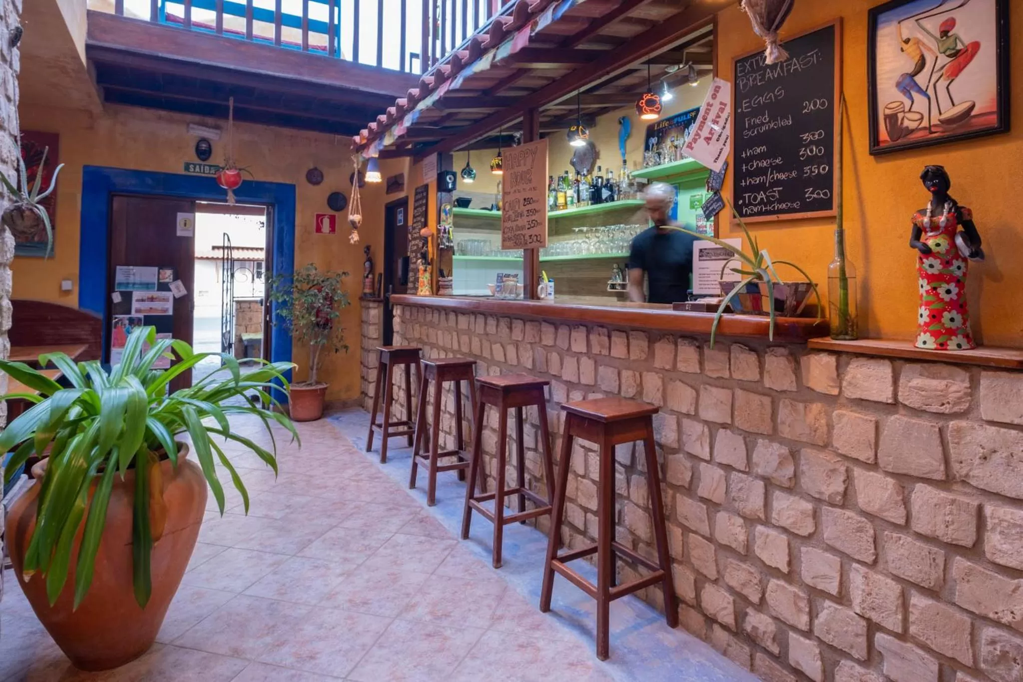 Lounge or bar in Sakaroule B&B