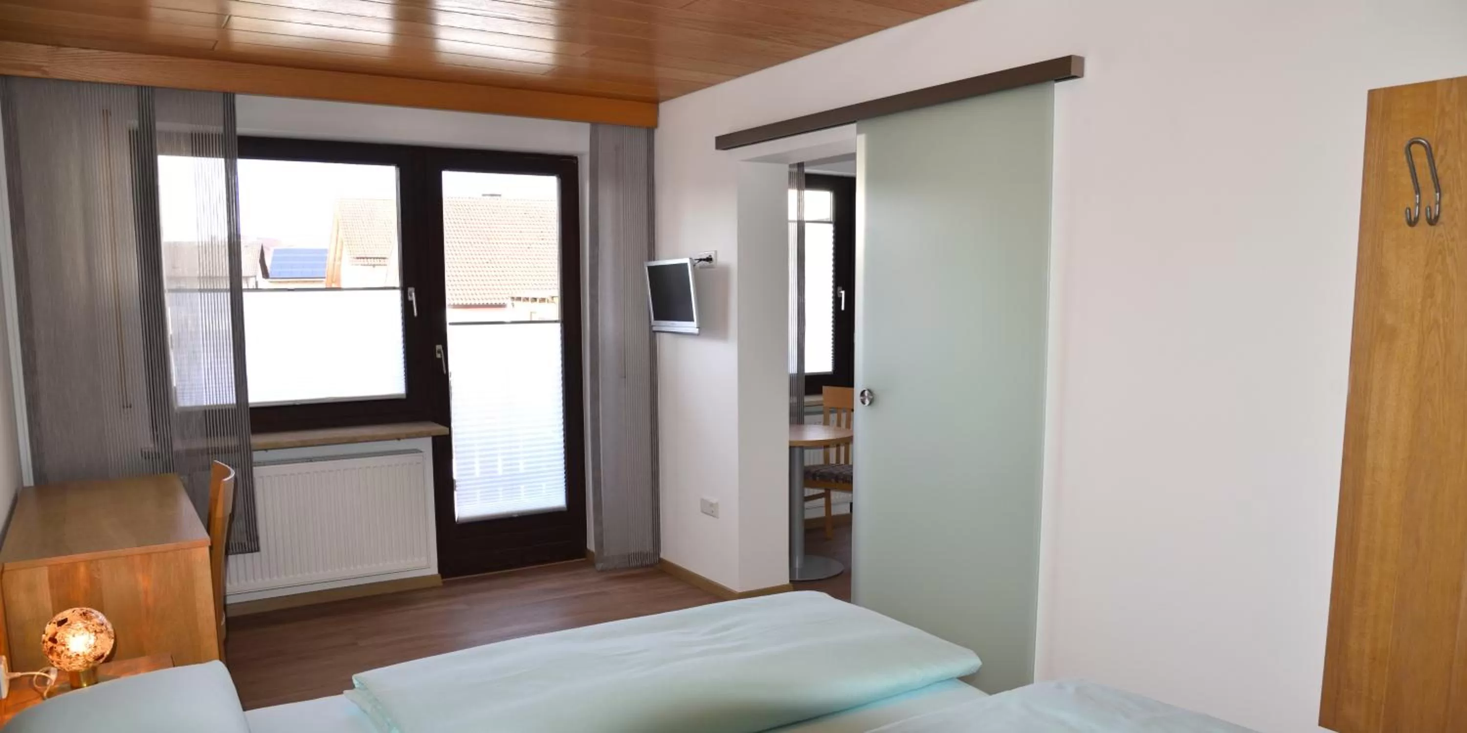 Photo of the whole room, Bed in Zum Bräu-Toni