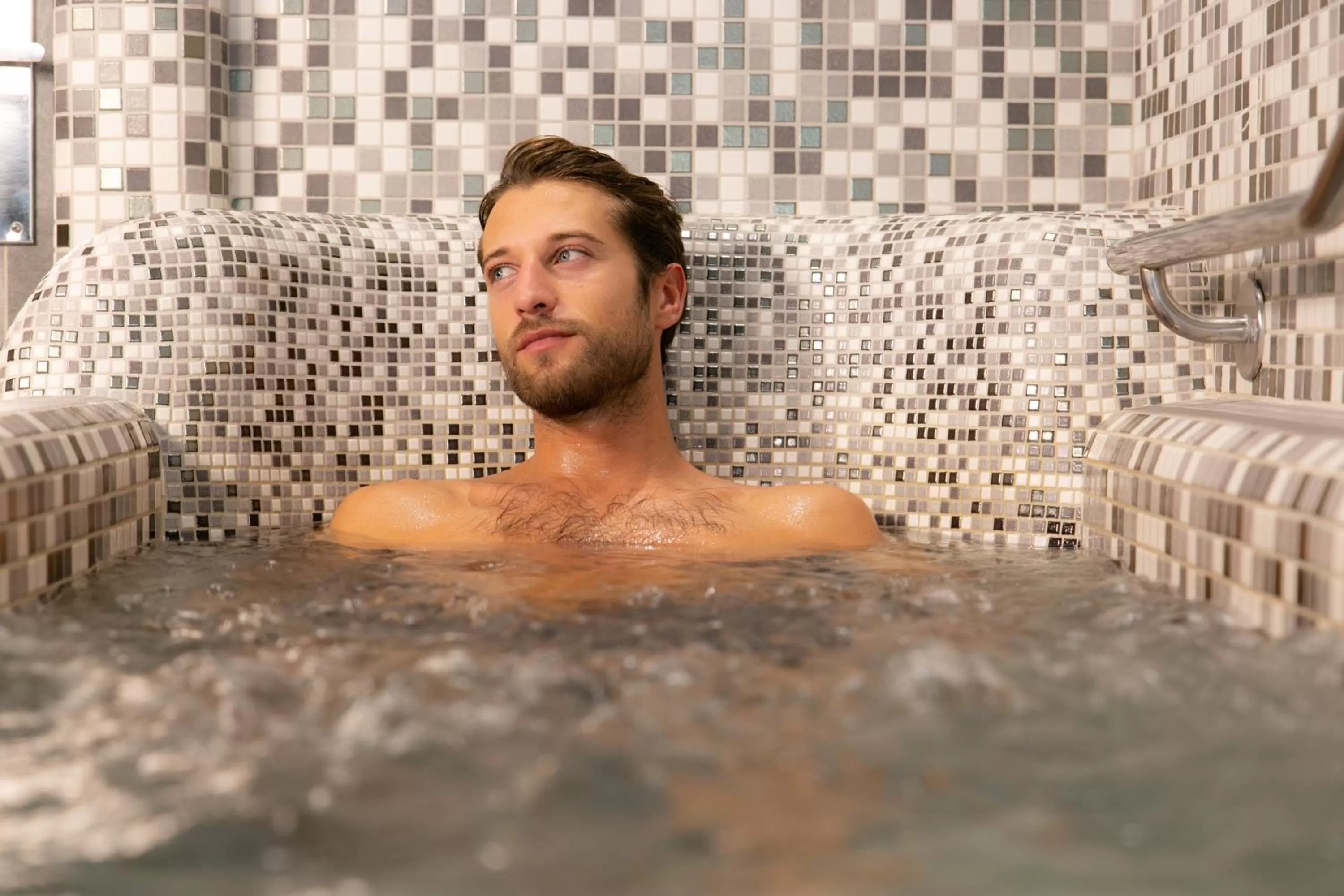 Hot Tub in Hotel Terme Venezia