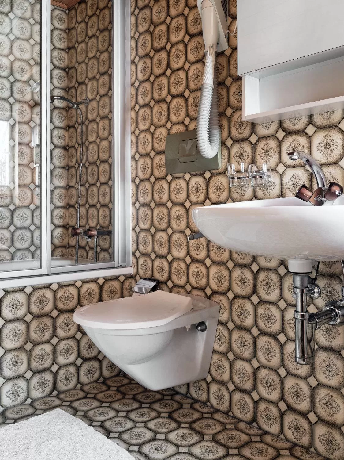 Bathroom in Gasthaus Hof