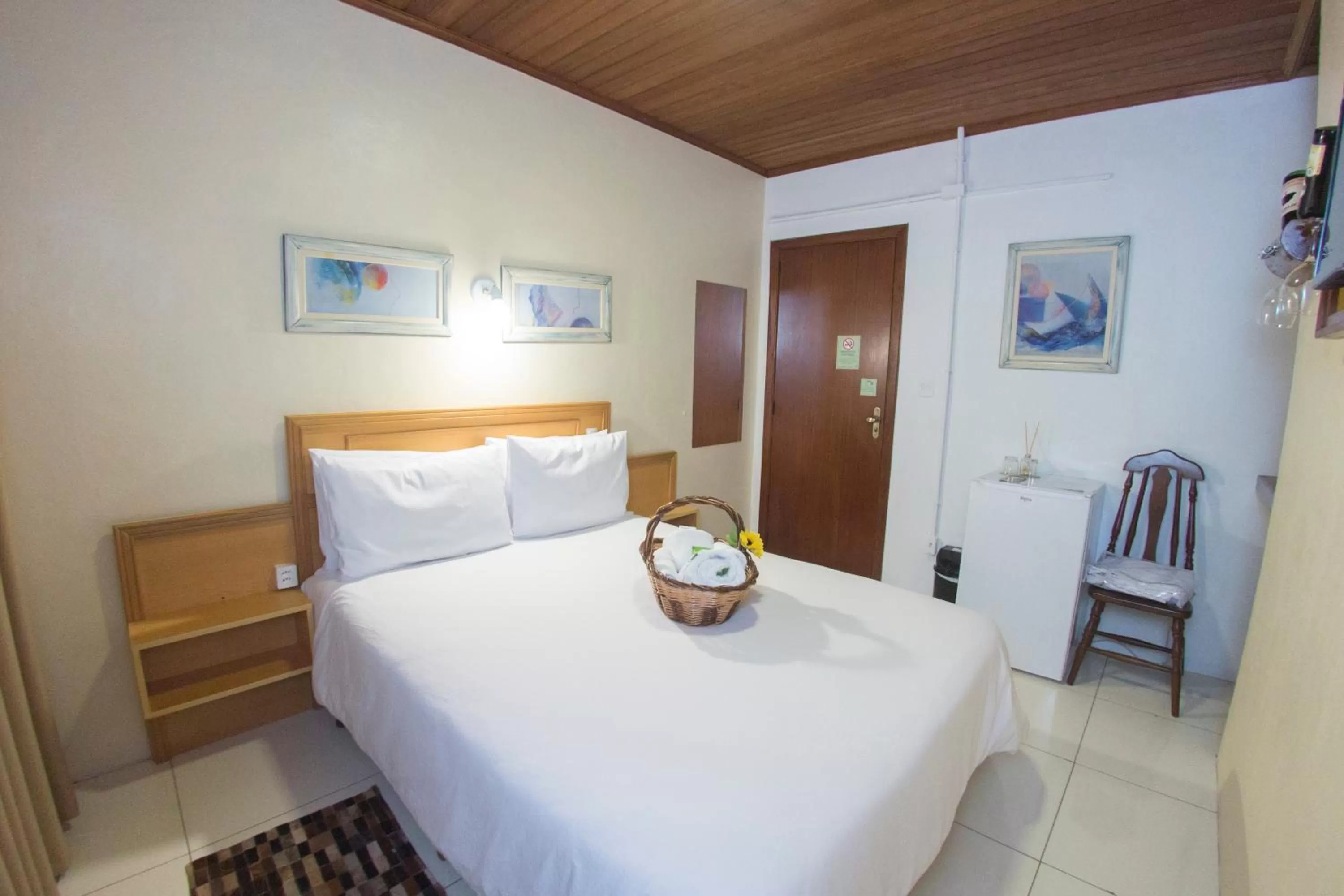 Bed in Pousada Green House by Conrado Vitali