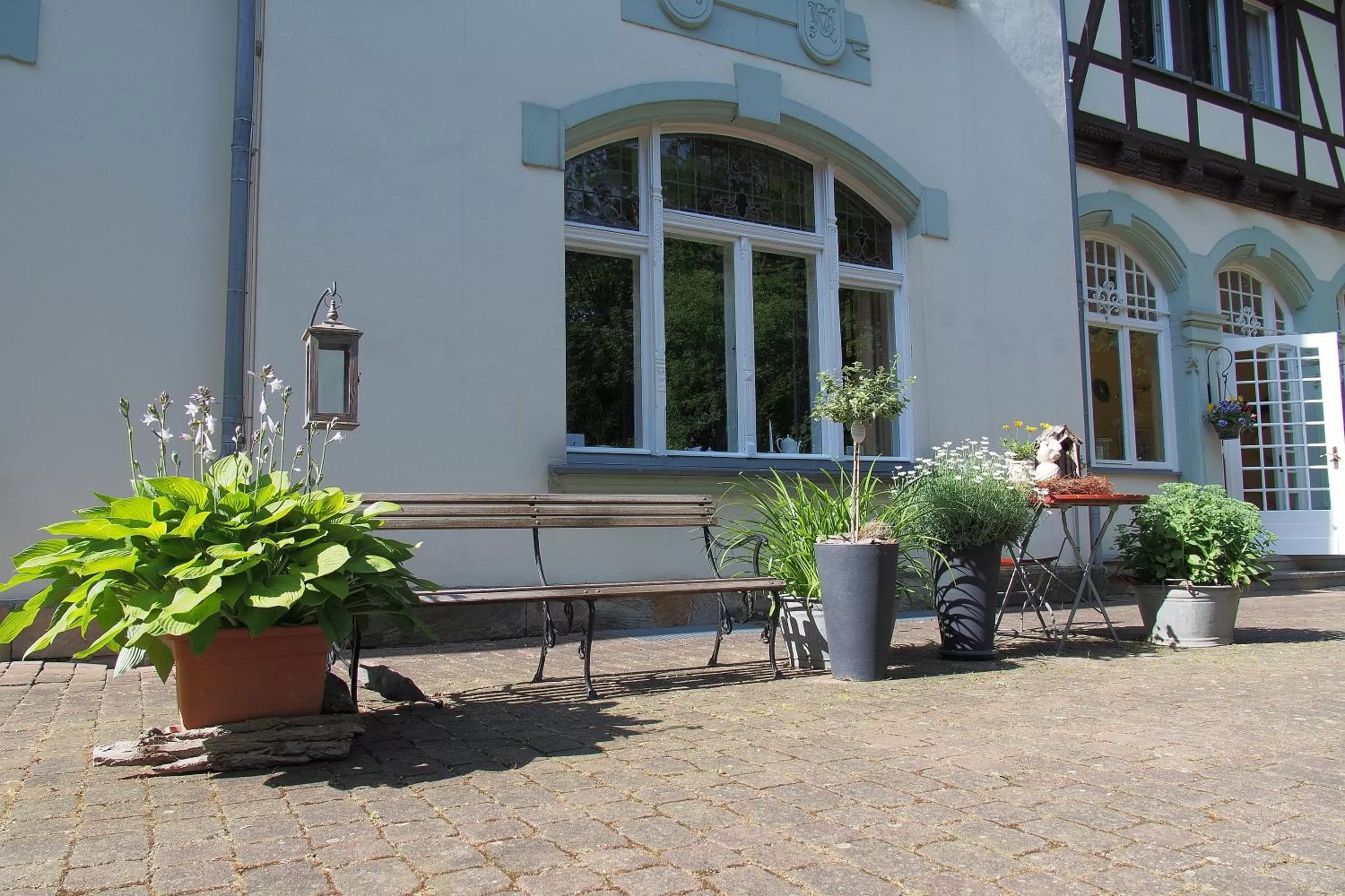 Patio in Hotel Schlossvilla Derenburg