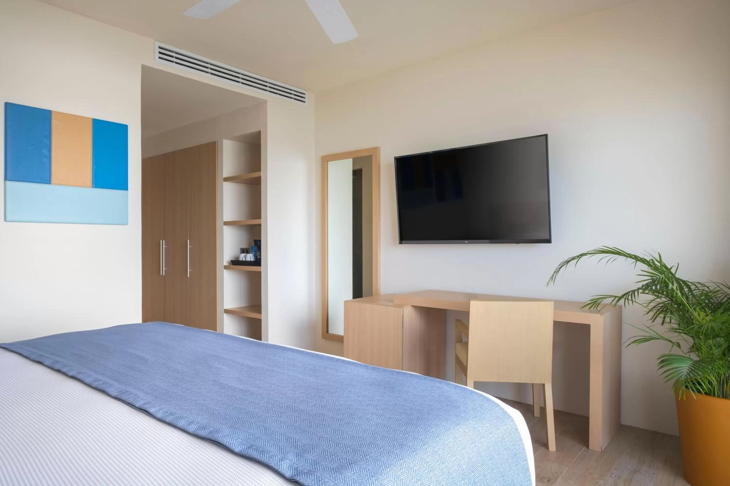 Bed in Hotel NYX Cancun