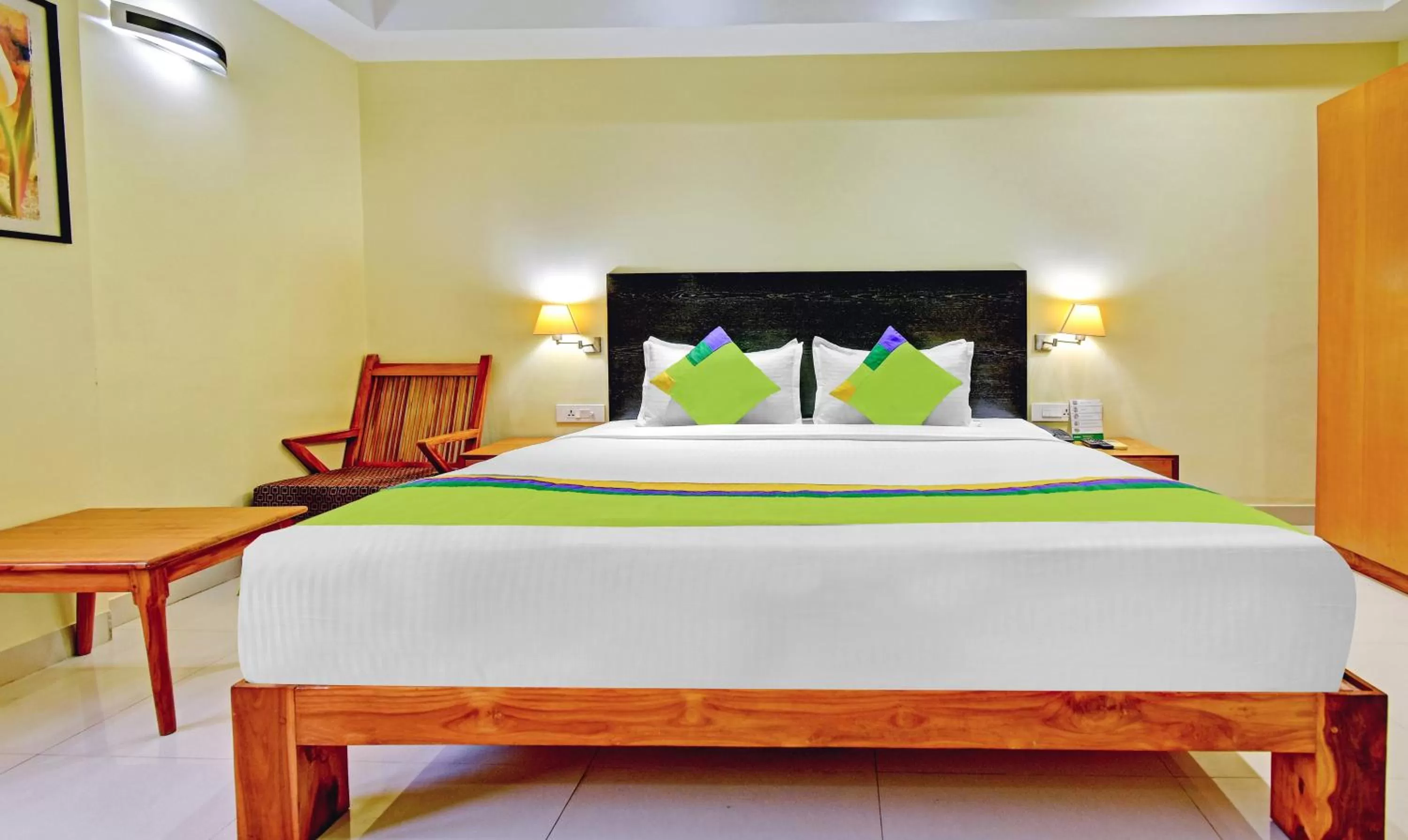 Bed in Treebo Vapr Guindy Ekkatuthangal