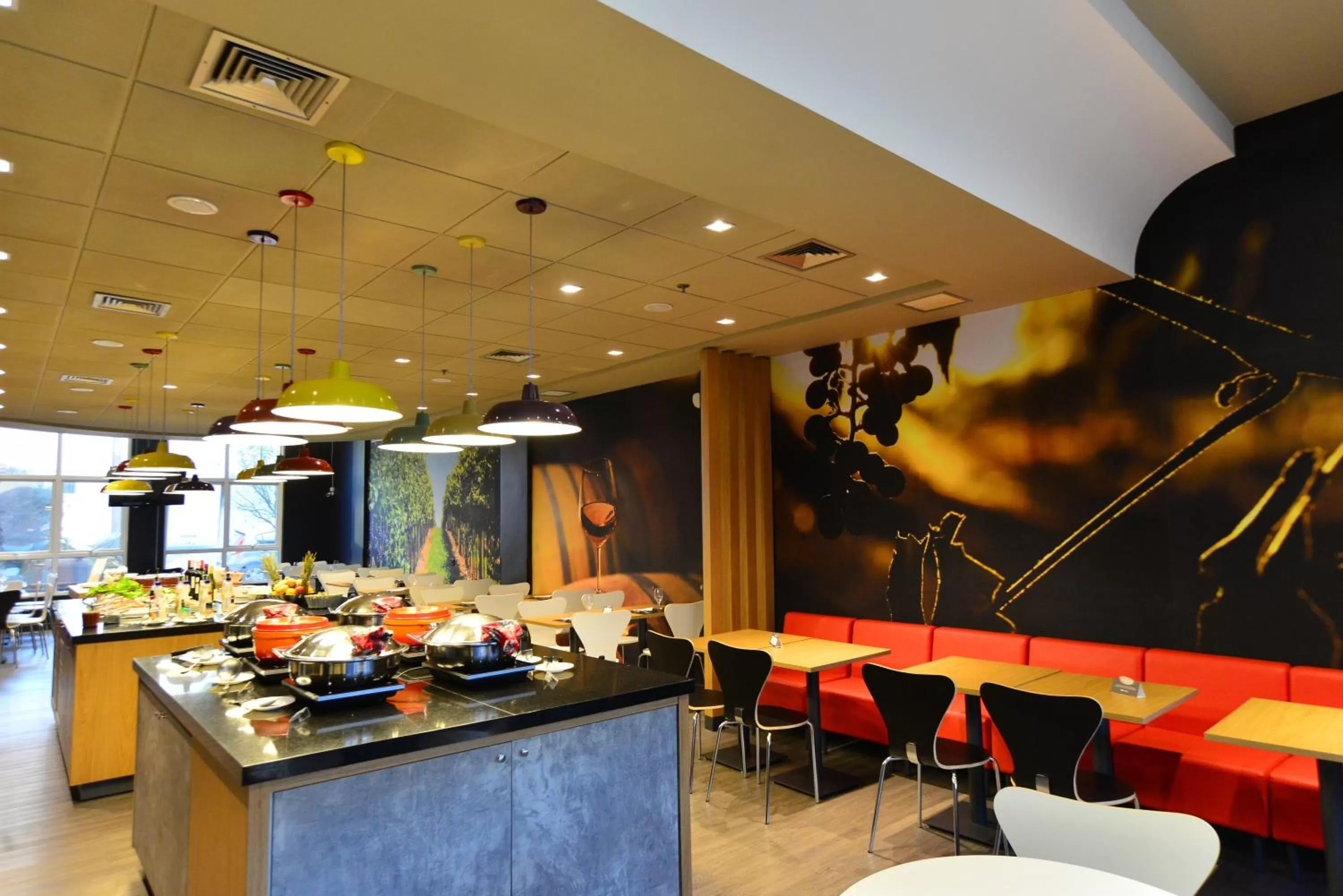 Restaurant/places to eat in ibis Caxias do Sul