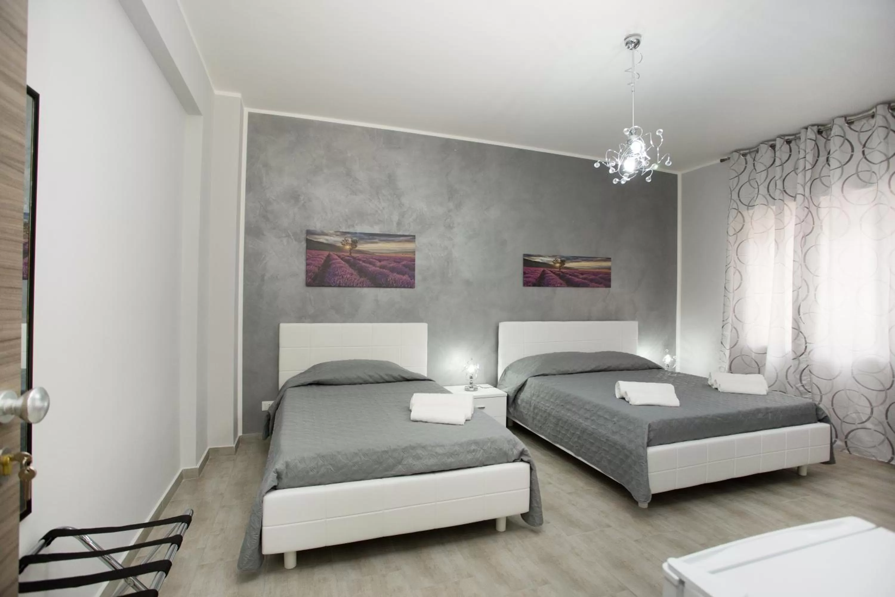 Photo of the whole room, Bed in B&B Palermo Sole & Cultura