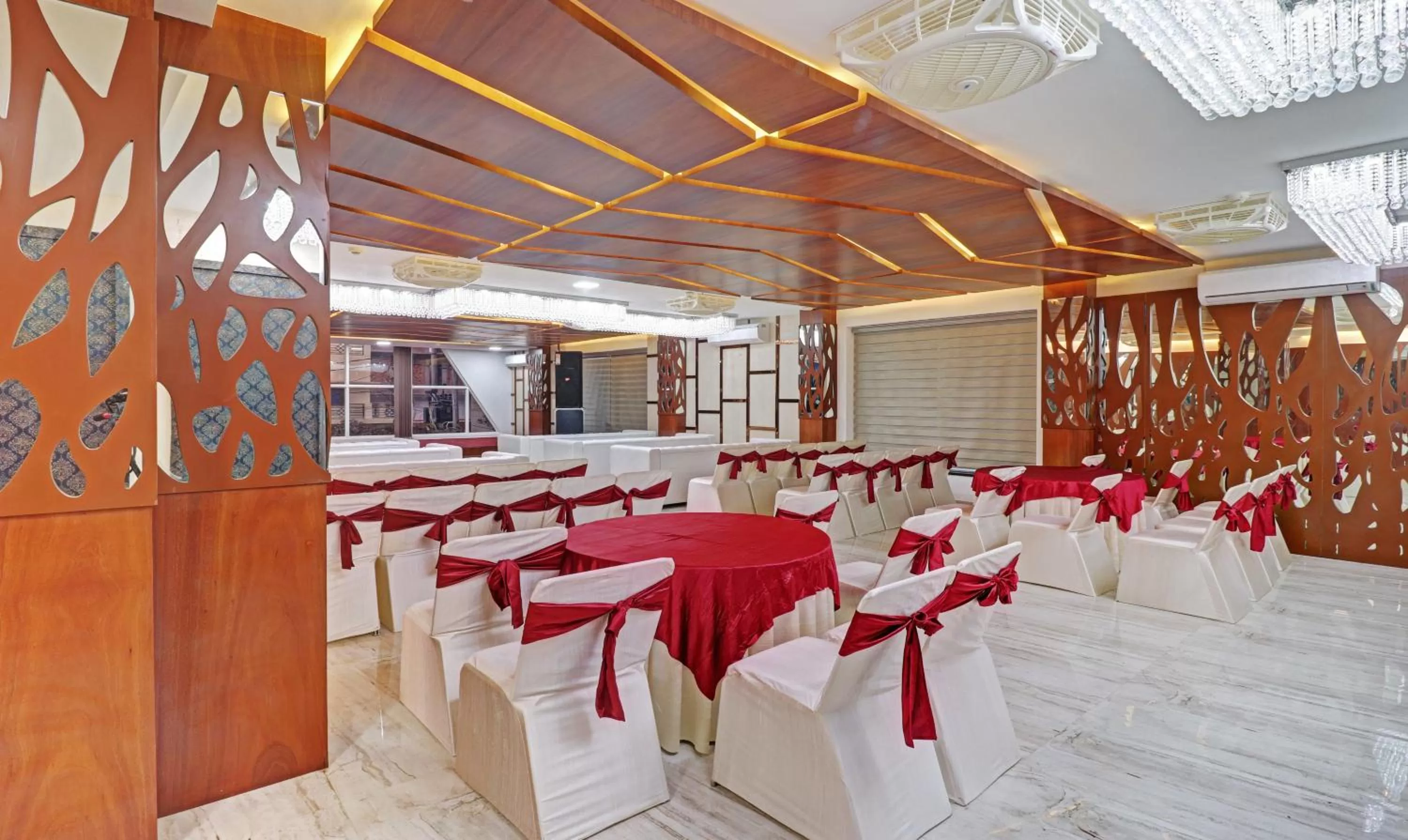 Banquet/Function facilities in Treebo Kanopy Greens