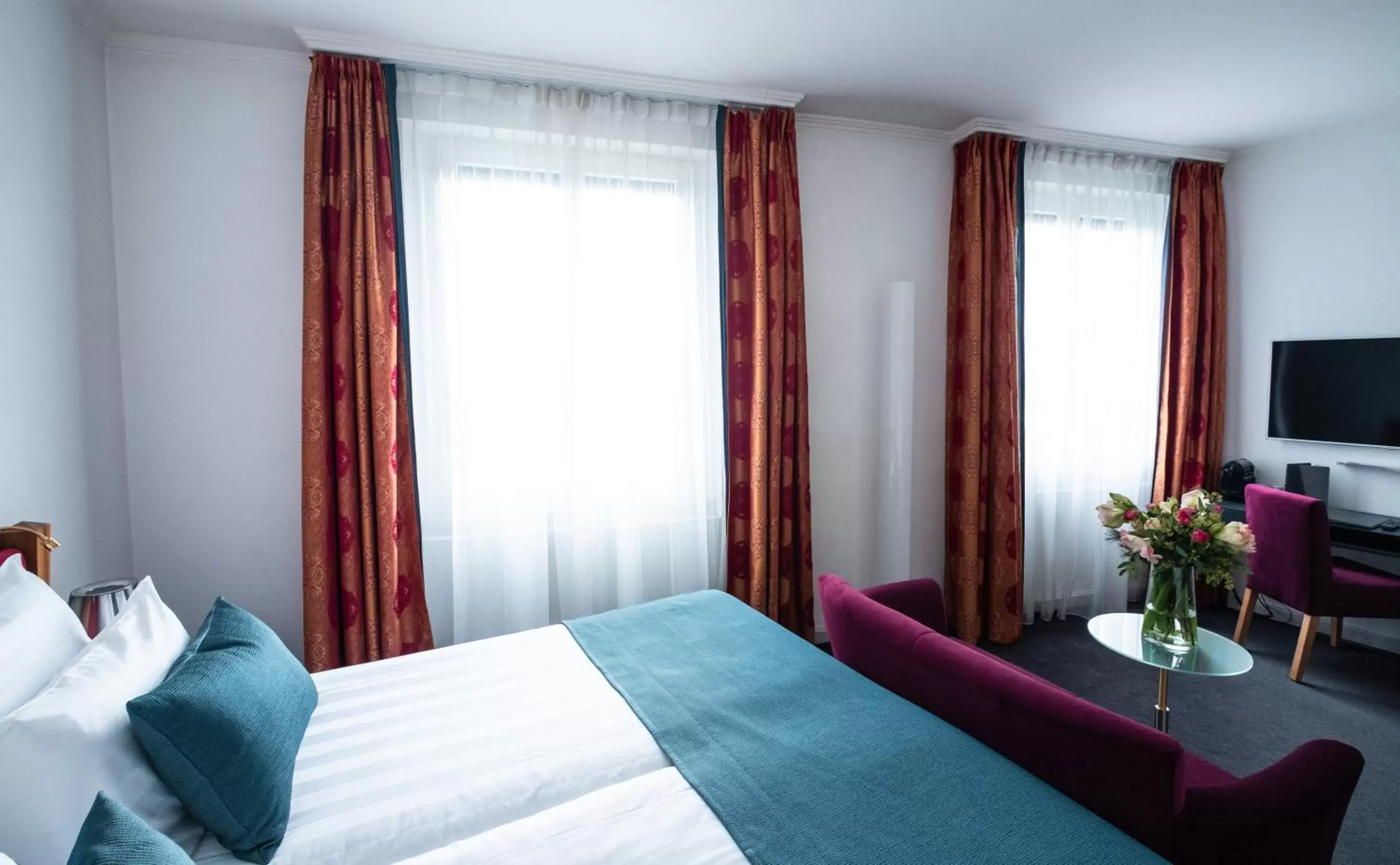 Deluxe Double Room in The Ambassador Deluxe Double Room in The Ambassador