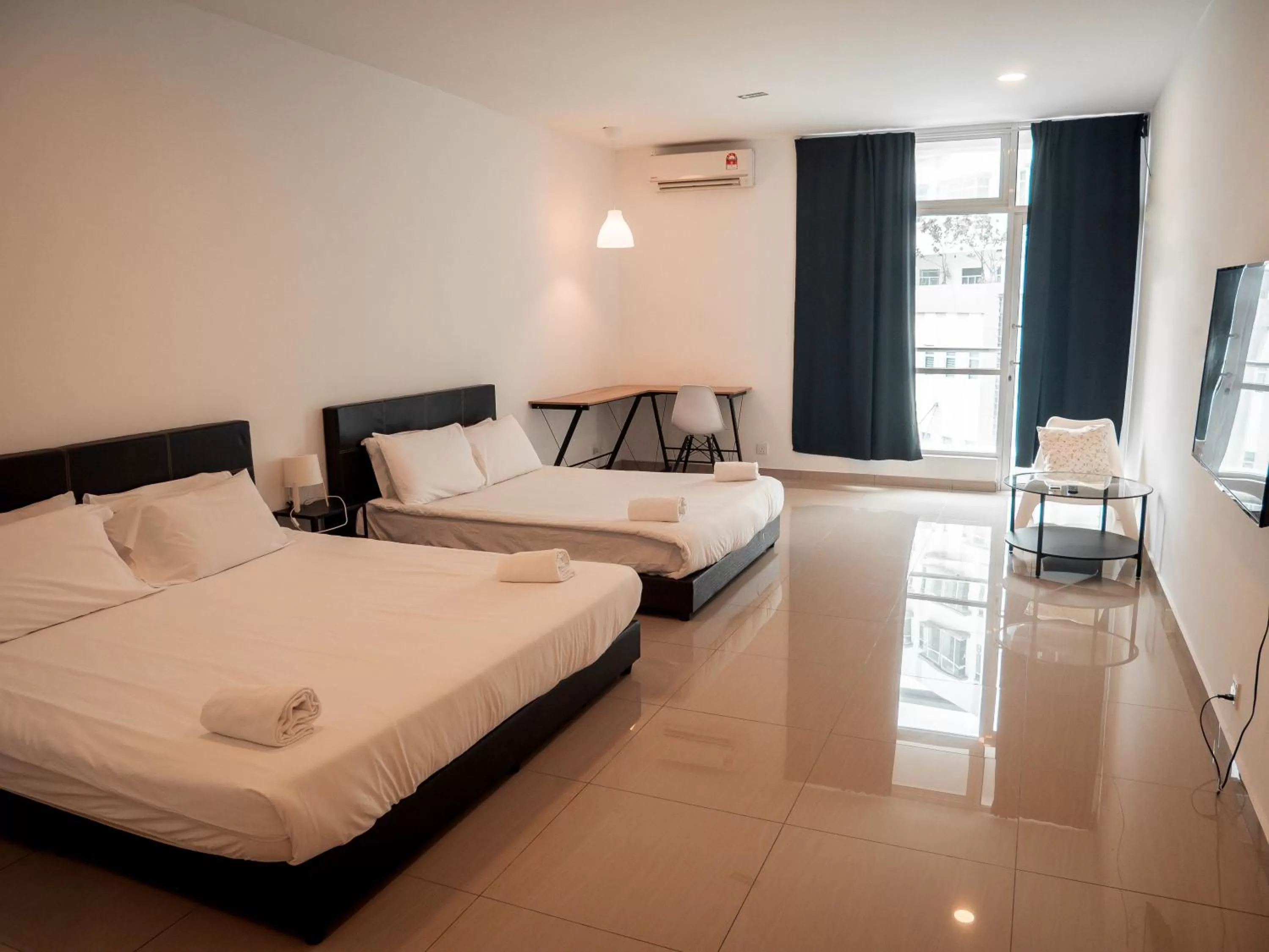 Photo of the whole room, Bed in Bangi Perdana Hotel