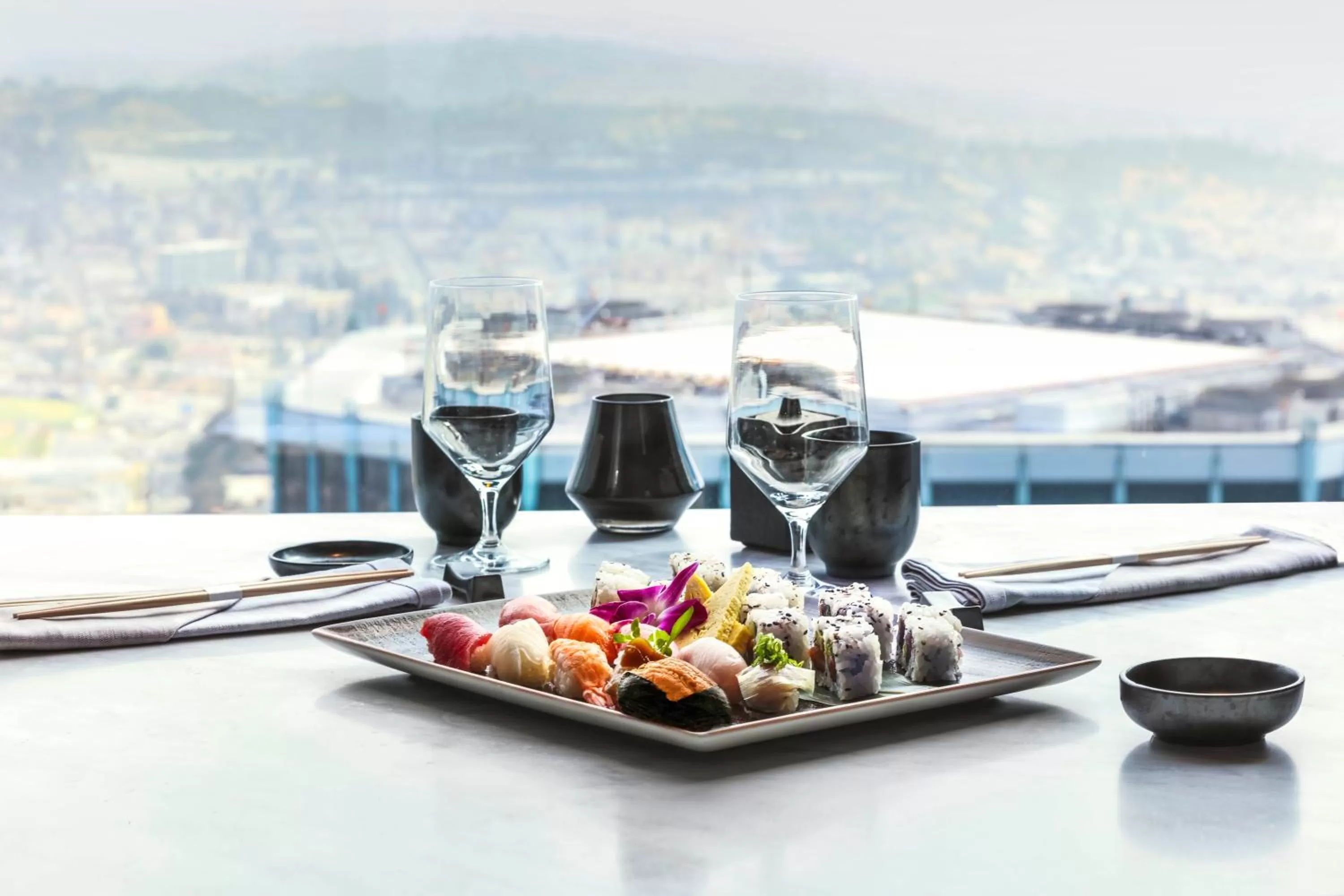 Restaurant/places to eat in InterContinental - Los Angeles Downtown by IHG