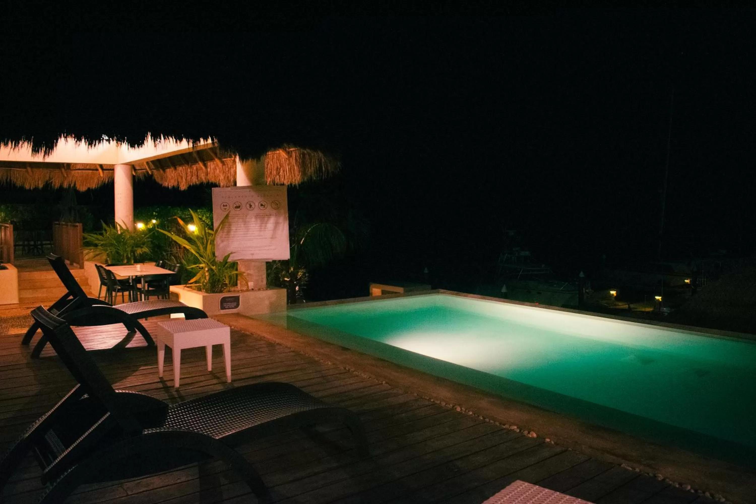 Swimming pool in Villas Grand Marina Kinuh