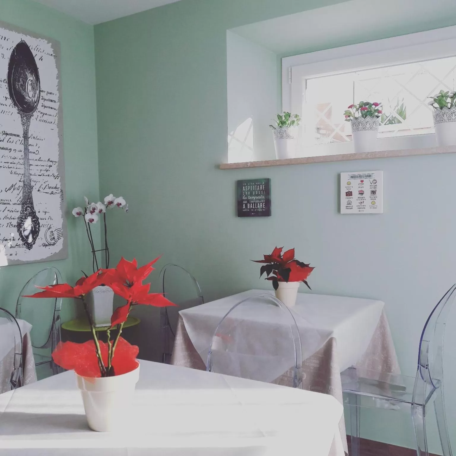 Communal kitchen in B&B Incanto sotto il mare