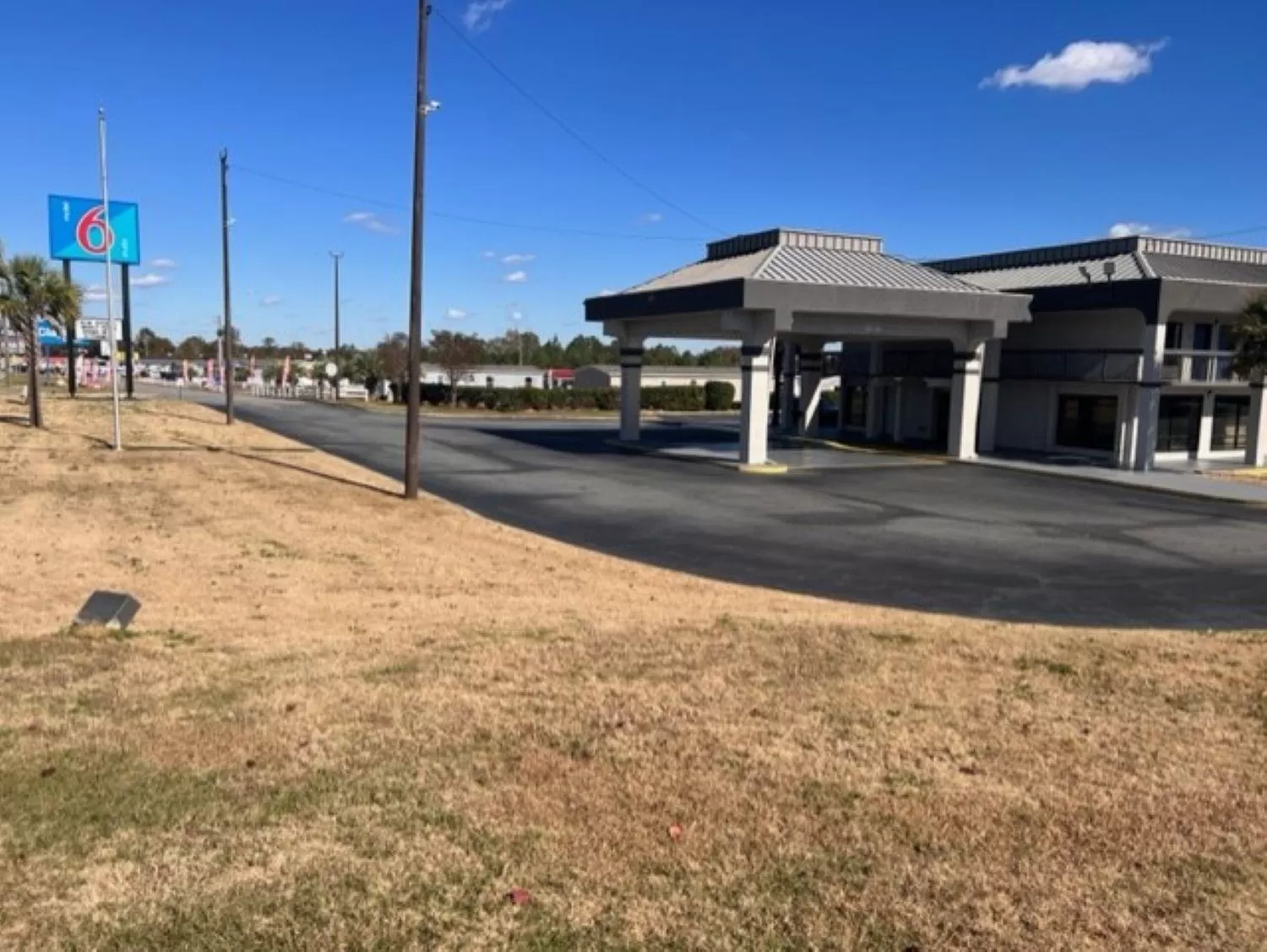 Property building in Motel 6 Dublin, Ga