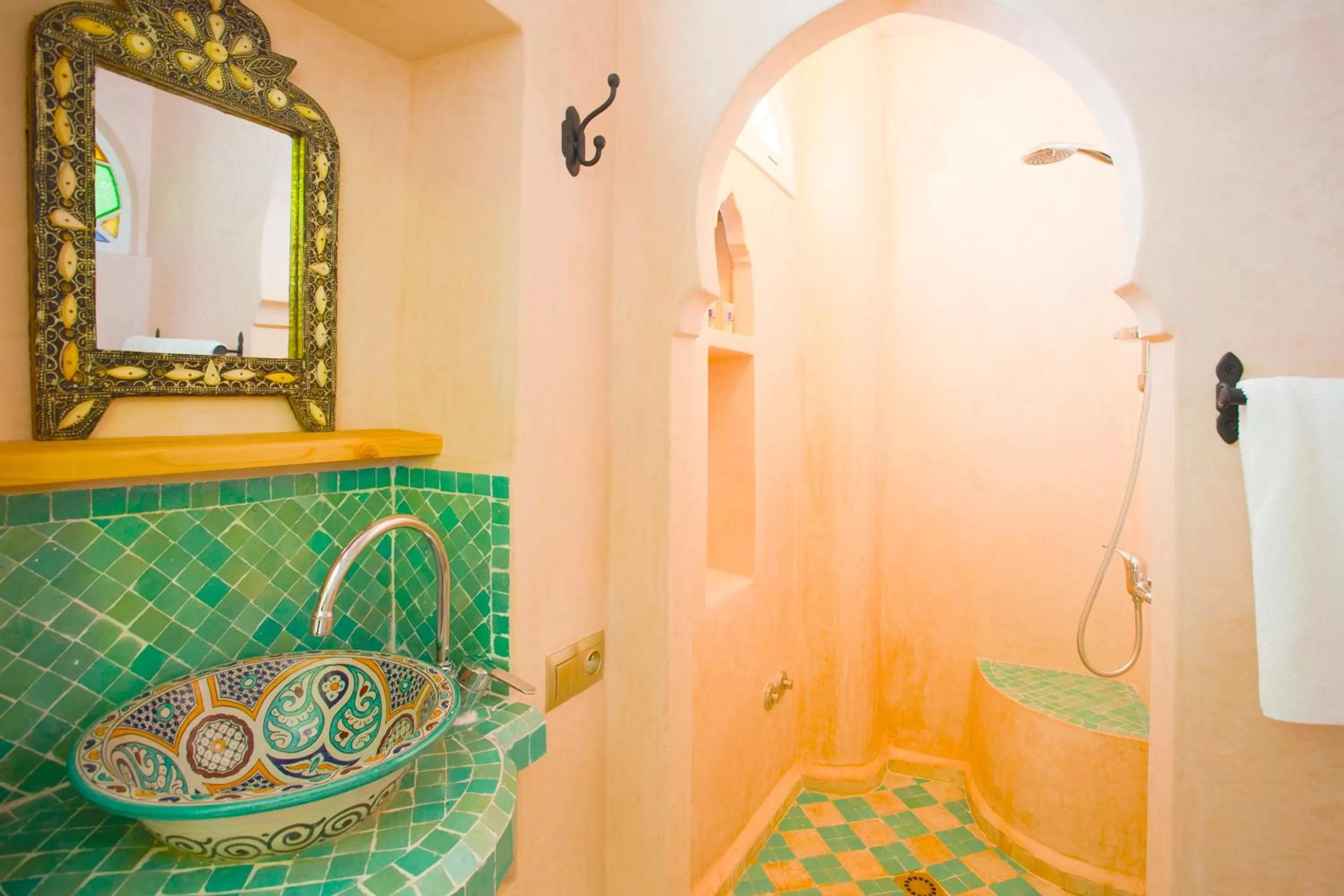 Bathroom in Kasbah Rose