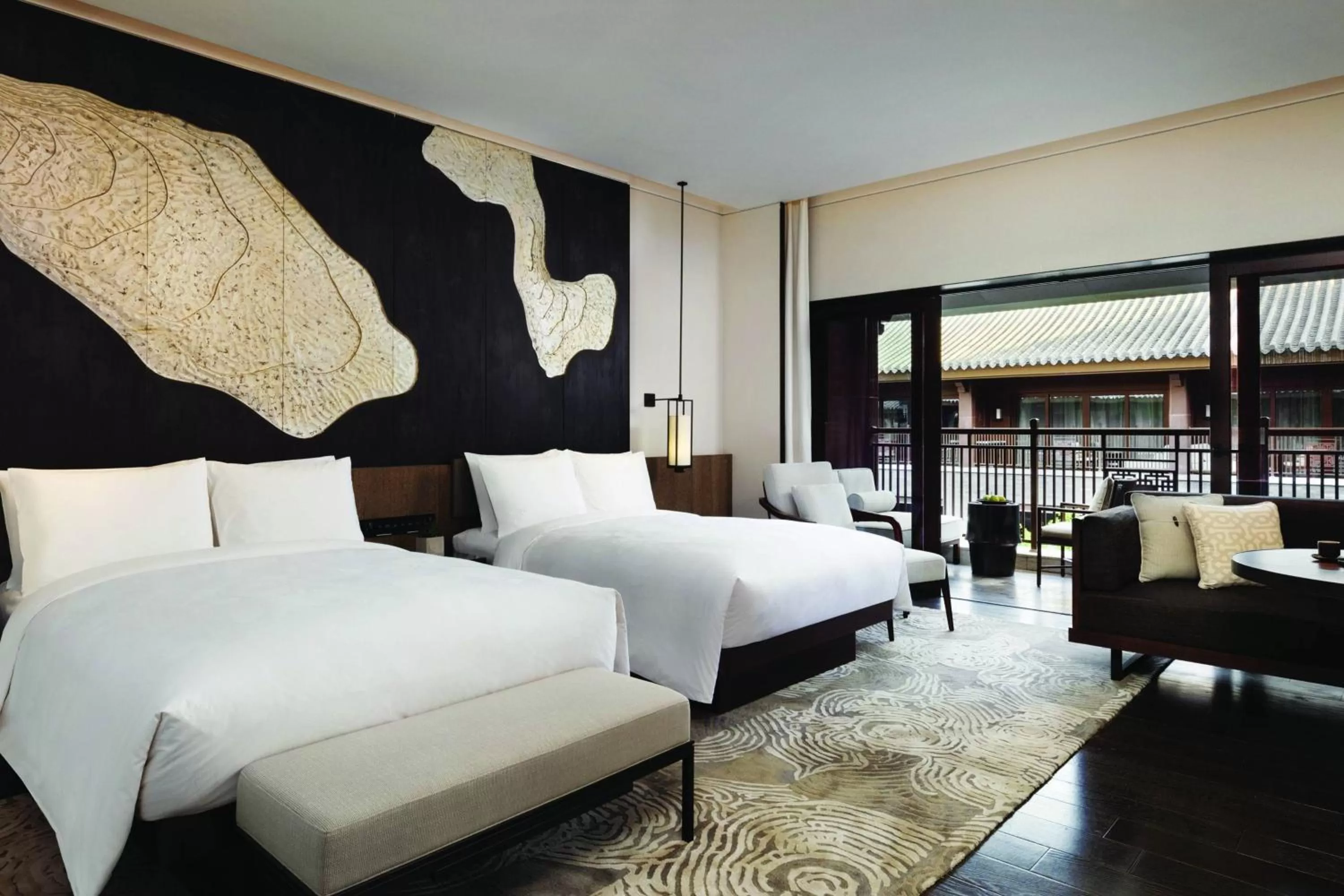 Photo of the whole room, Bed in JW Marriott Hotel Qufu