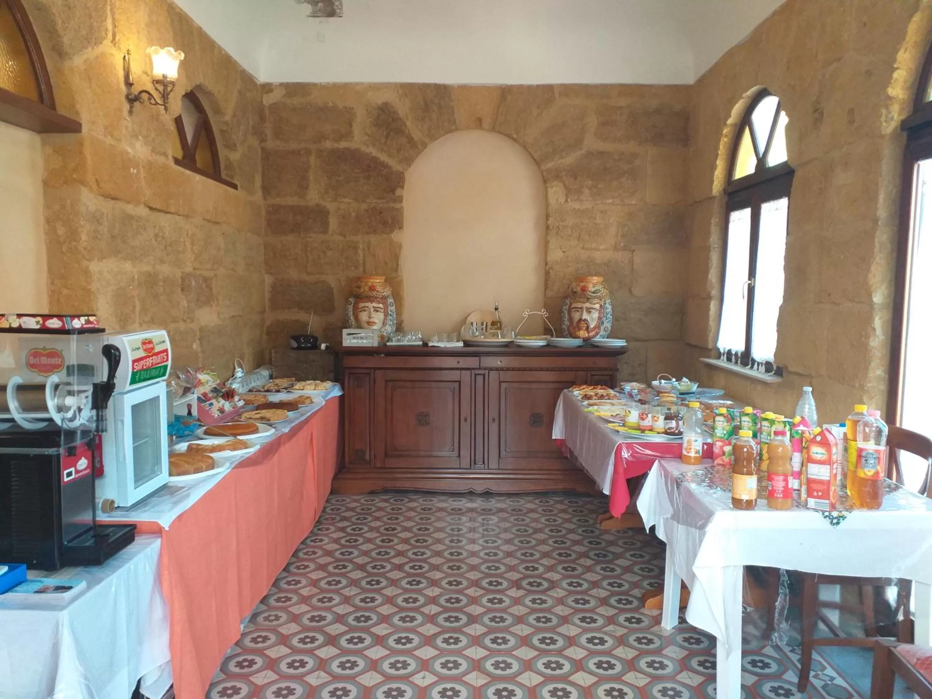 Breakfast in B&B Batarà - "La Terrazza del Centro"