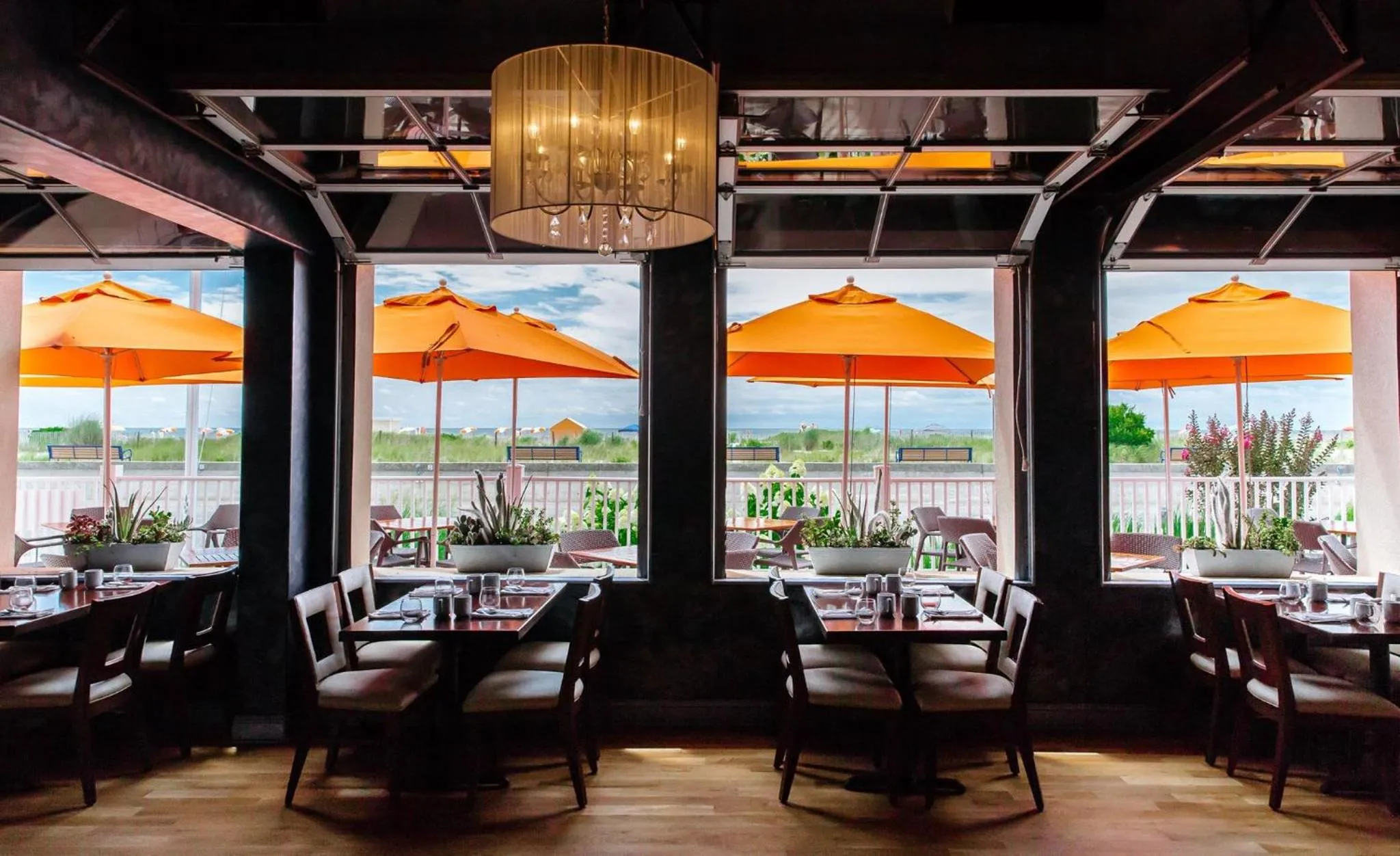 Restaurant/places to eat in Ocean Club Hotel