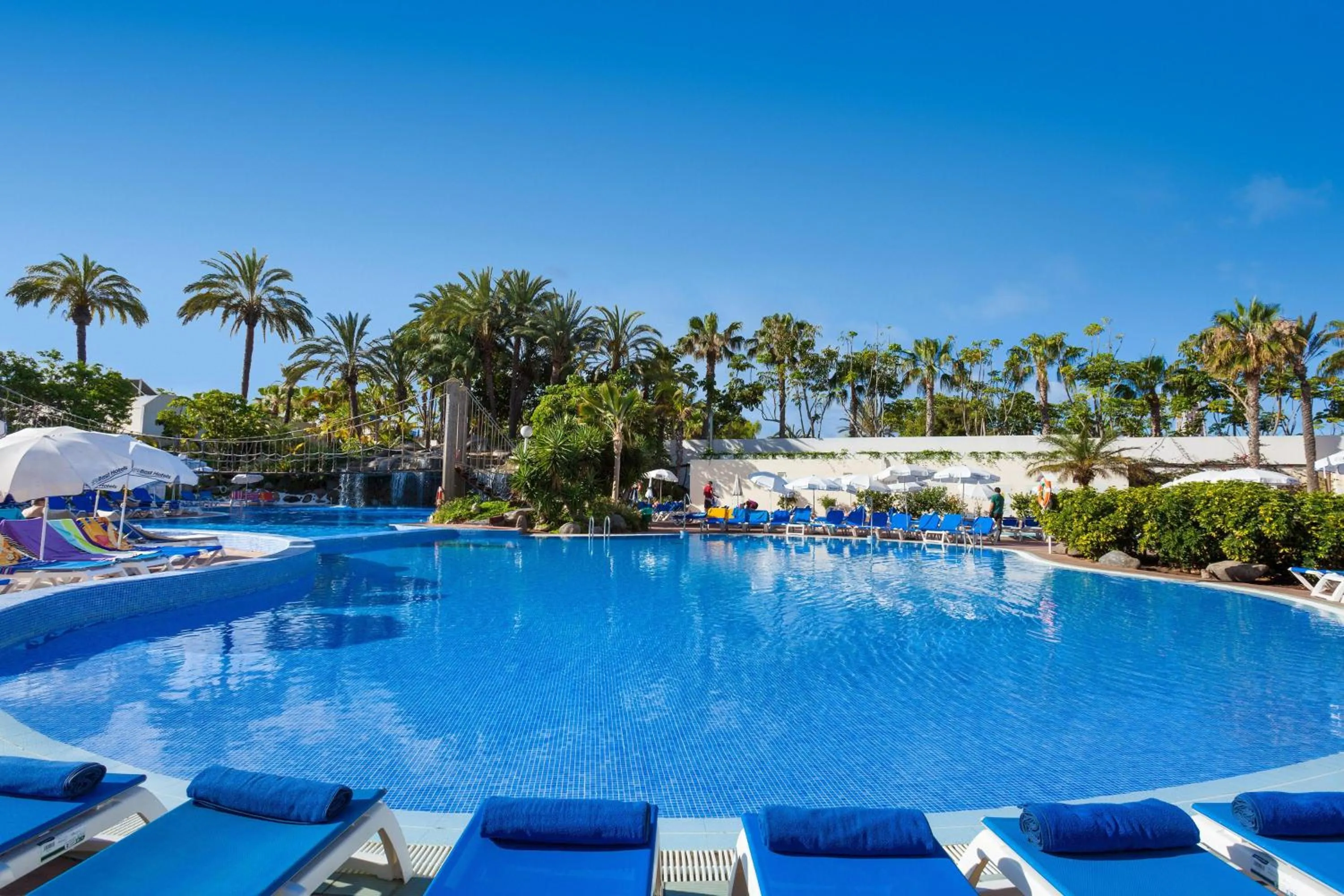 Swimming pool in Hotel Best Tenerife