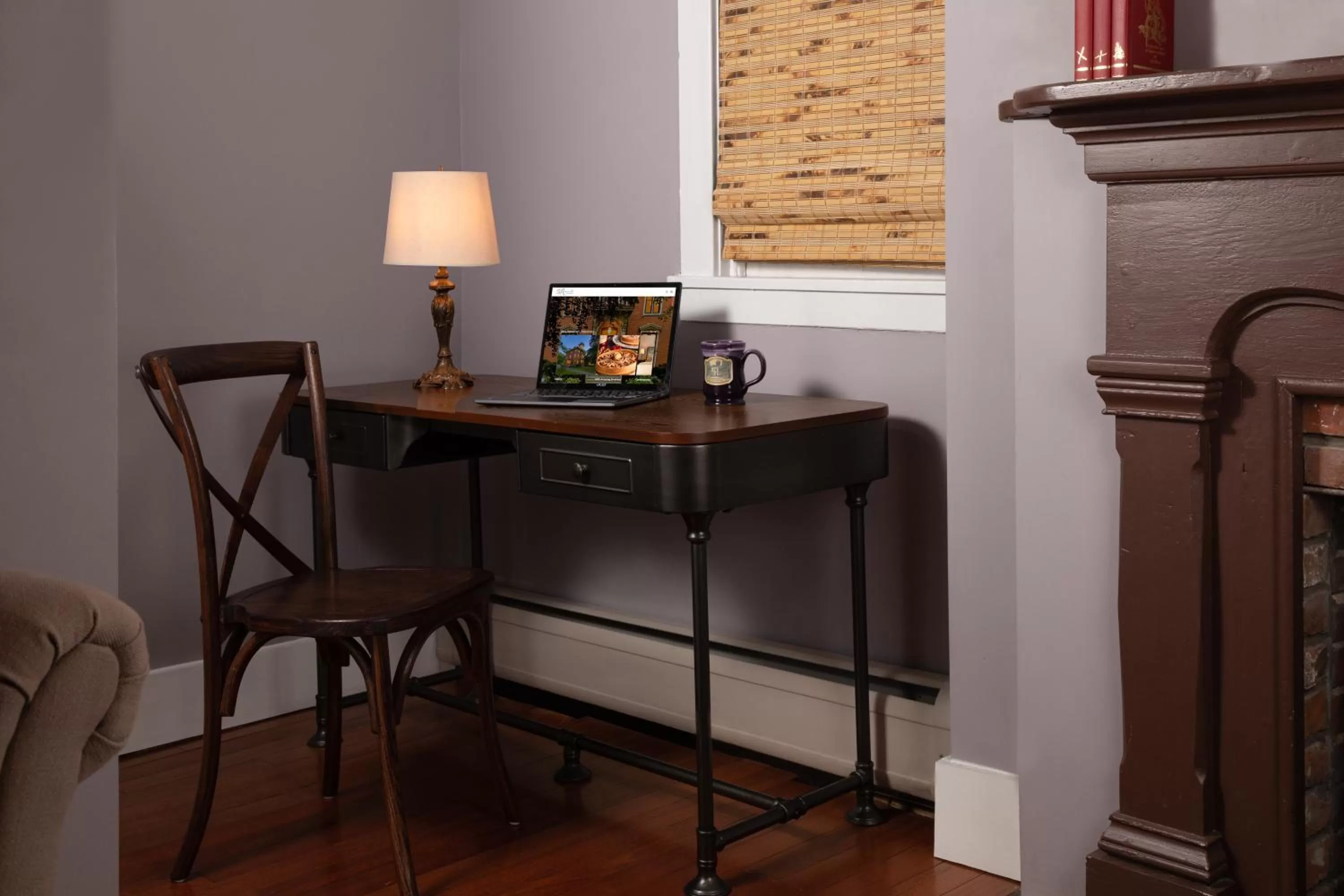 Seating area in Rosemont Inn