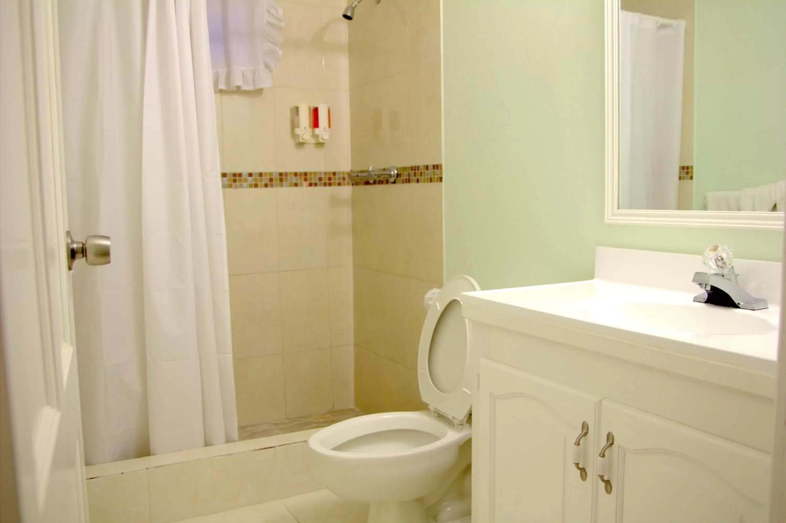 Studio with Garden View in Dover Beach Hotel Studio with Garden View in Dover Beach Hotel