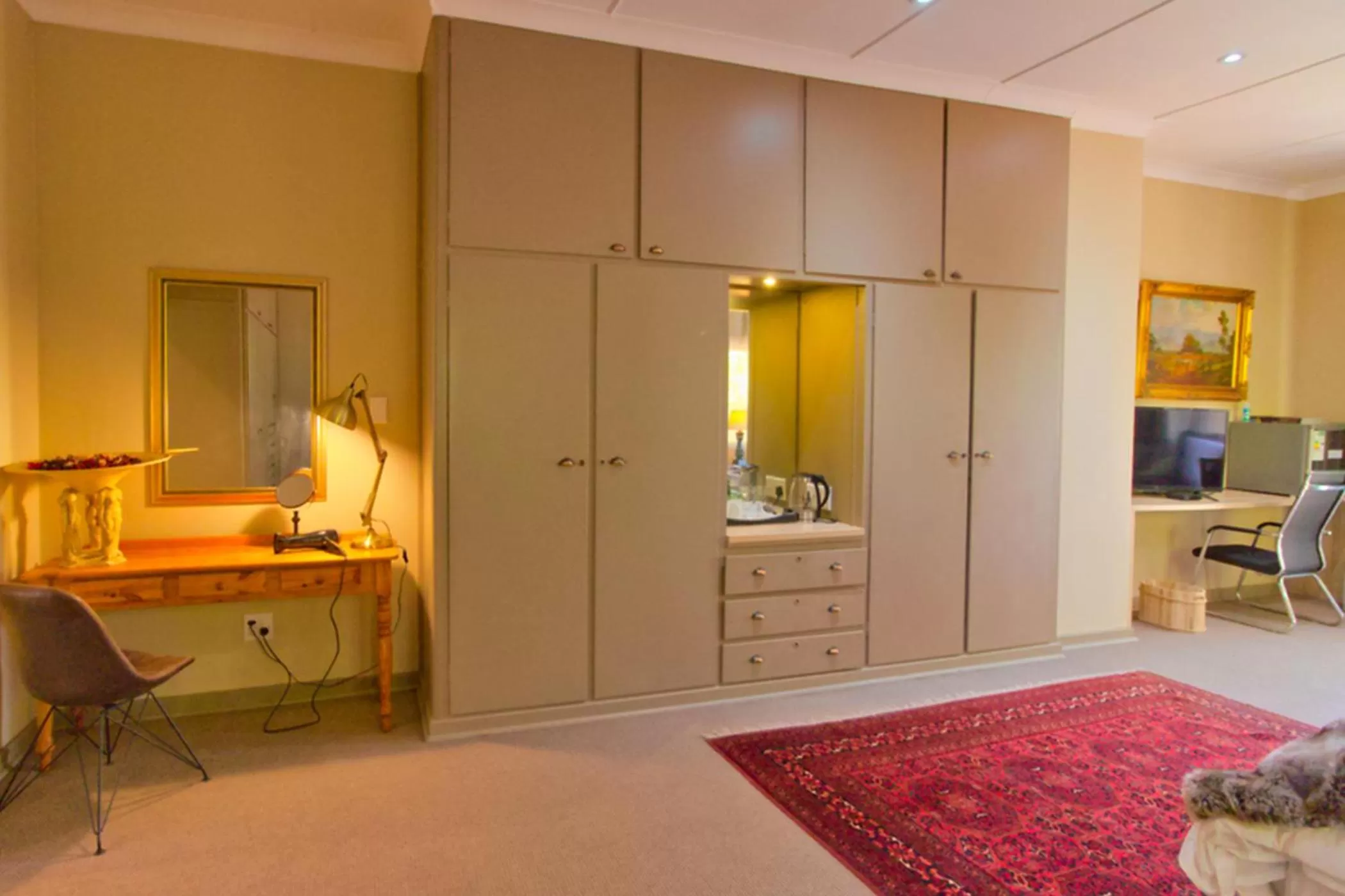 TV and multimedia, Bathroom in Ben's Bed and Breakfast