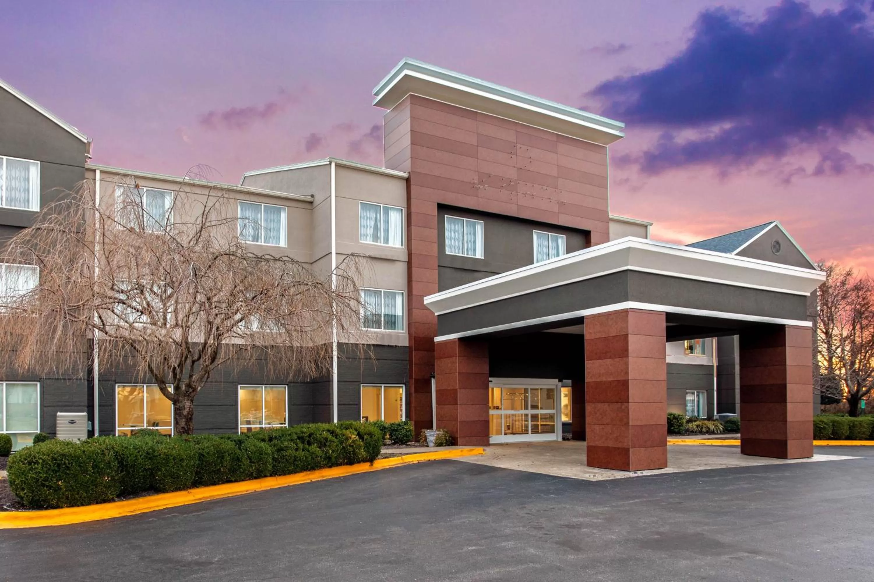 Property building in La Quinta by Wyndham Hopkinsville