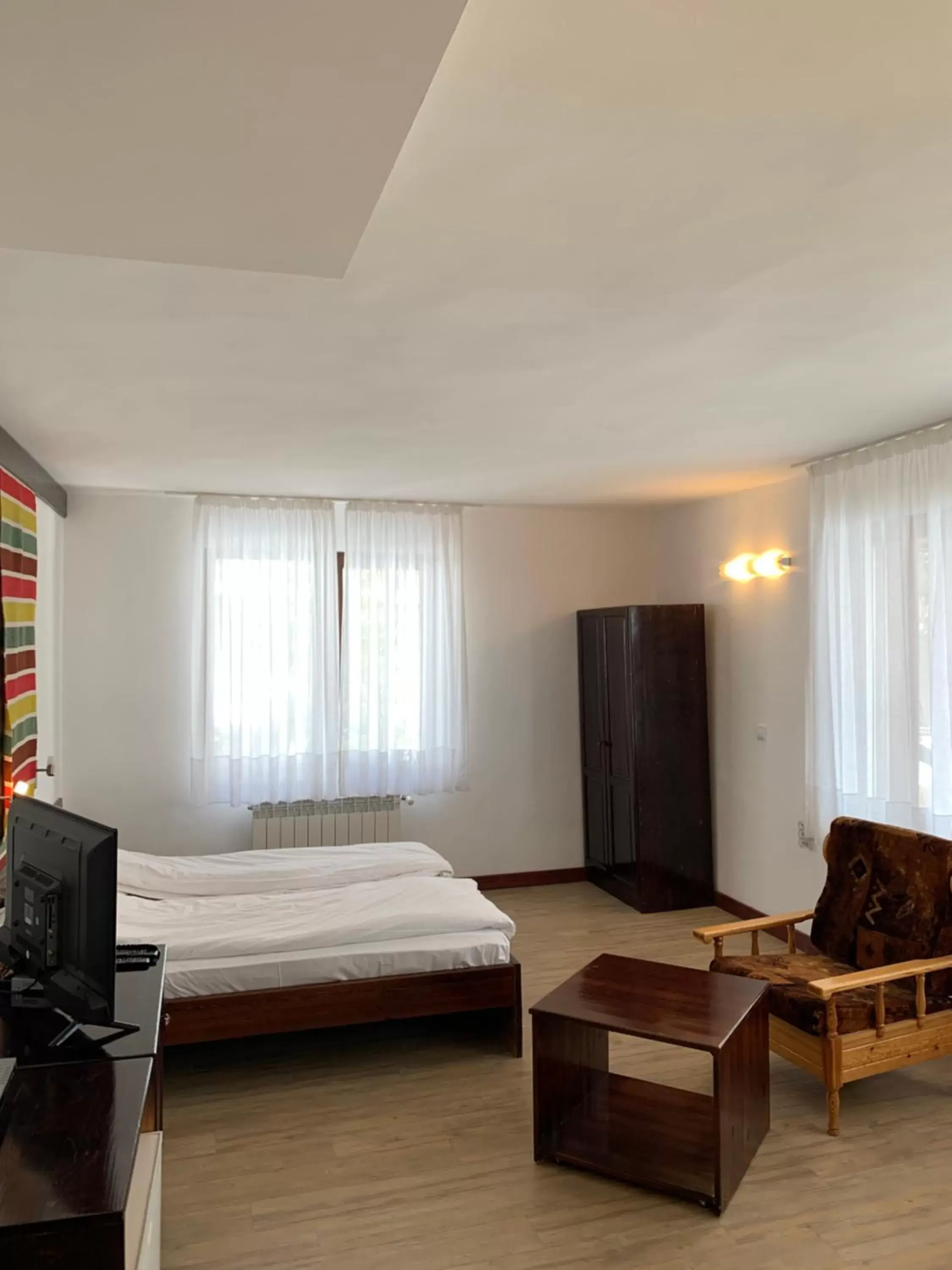 Deluxe Double Room with Balcony in Villa Rai Deluxe Double Room with Balcony in Villa Rai