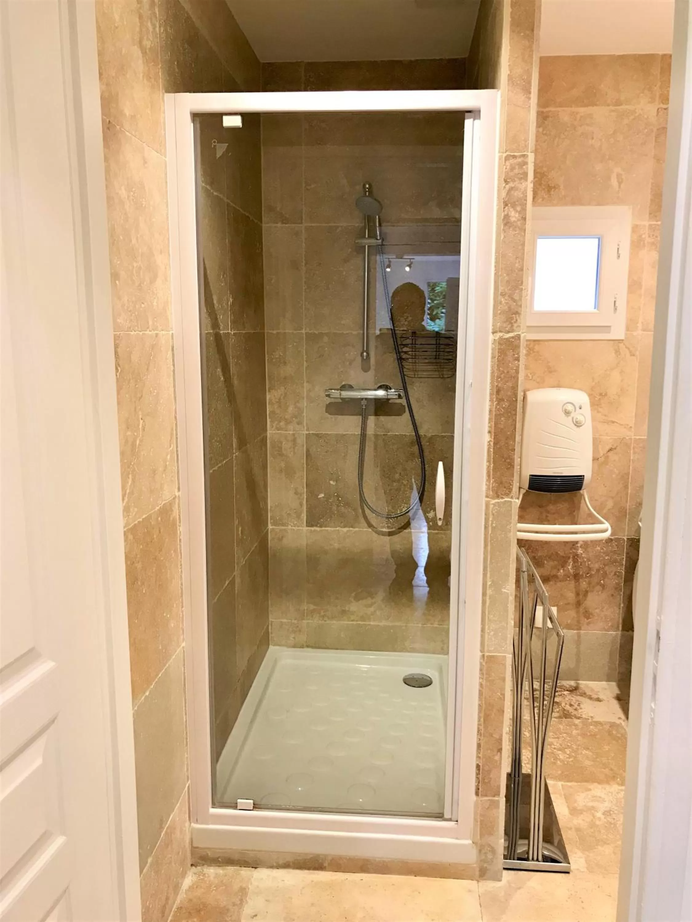 Shower in Domaine de l'Aufrene