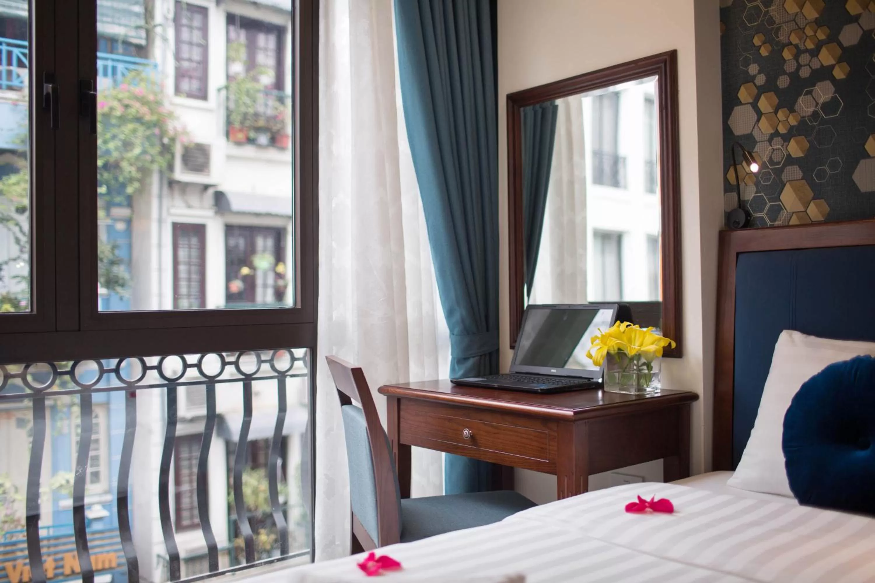 Decorative detail, Bed in Holiday Emerald Hotel