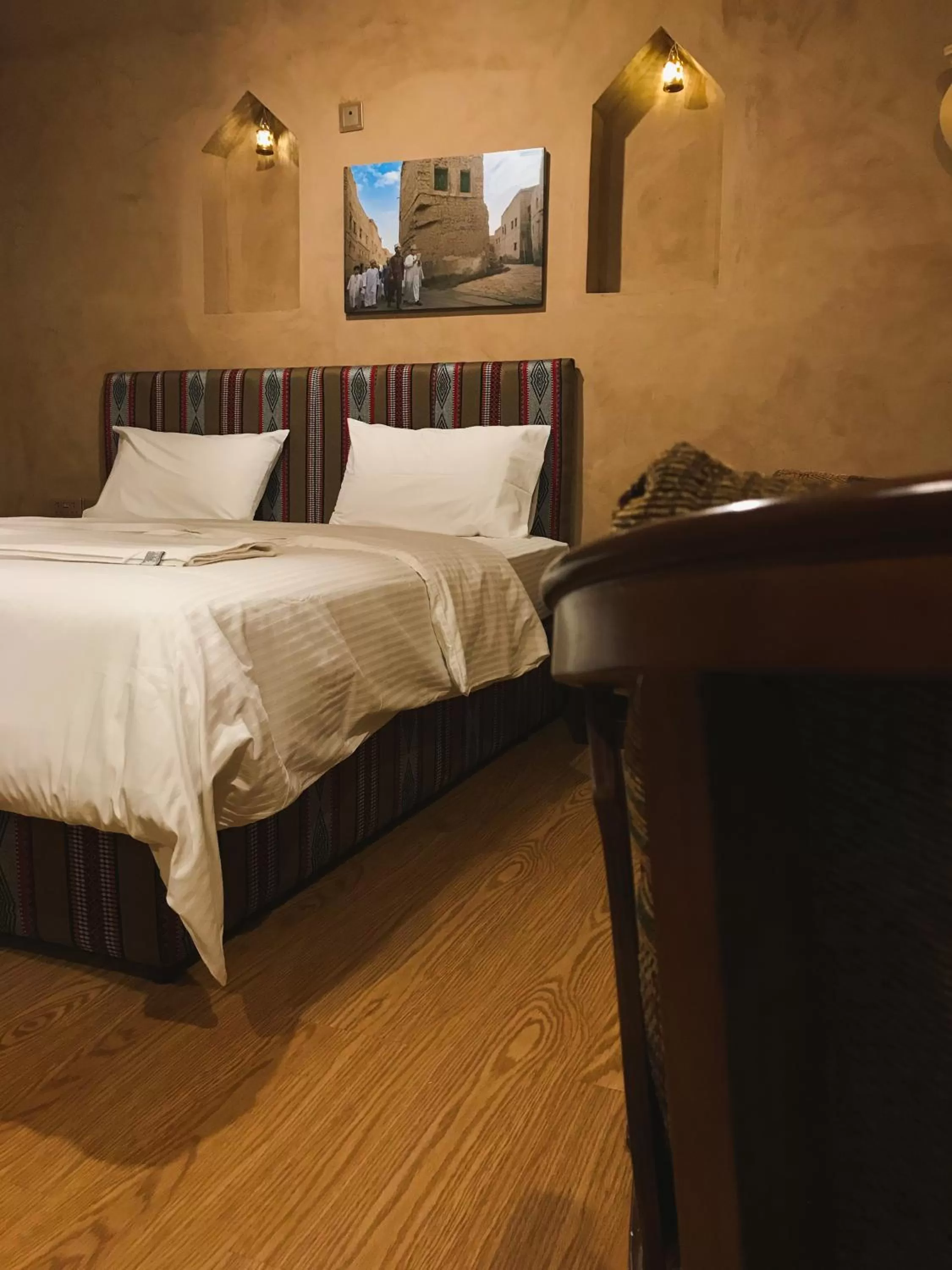 Property building, Bed in Nizwa Heritage Inn