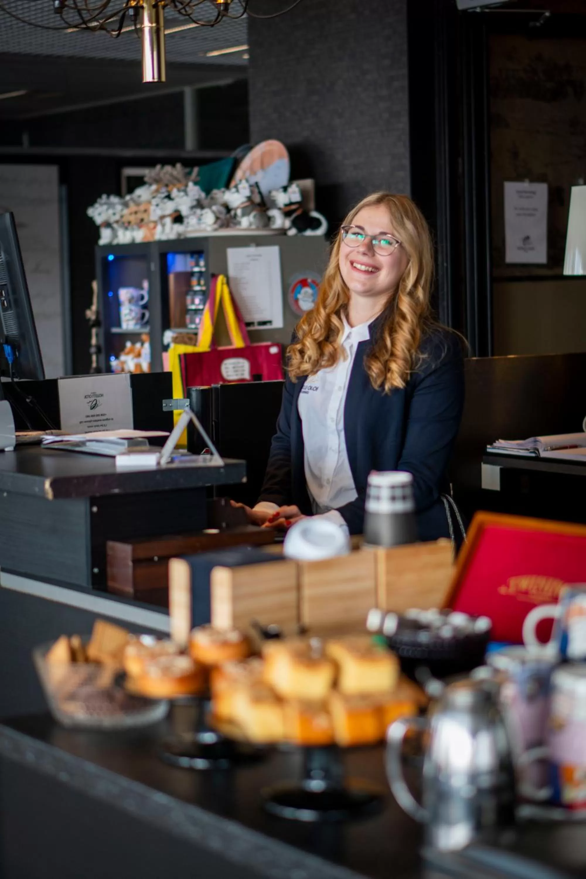 People in Hotelli Olof