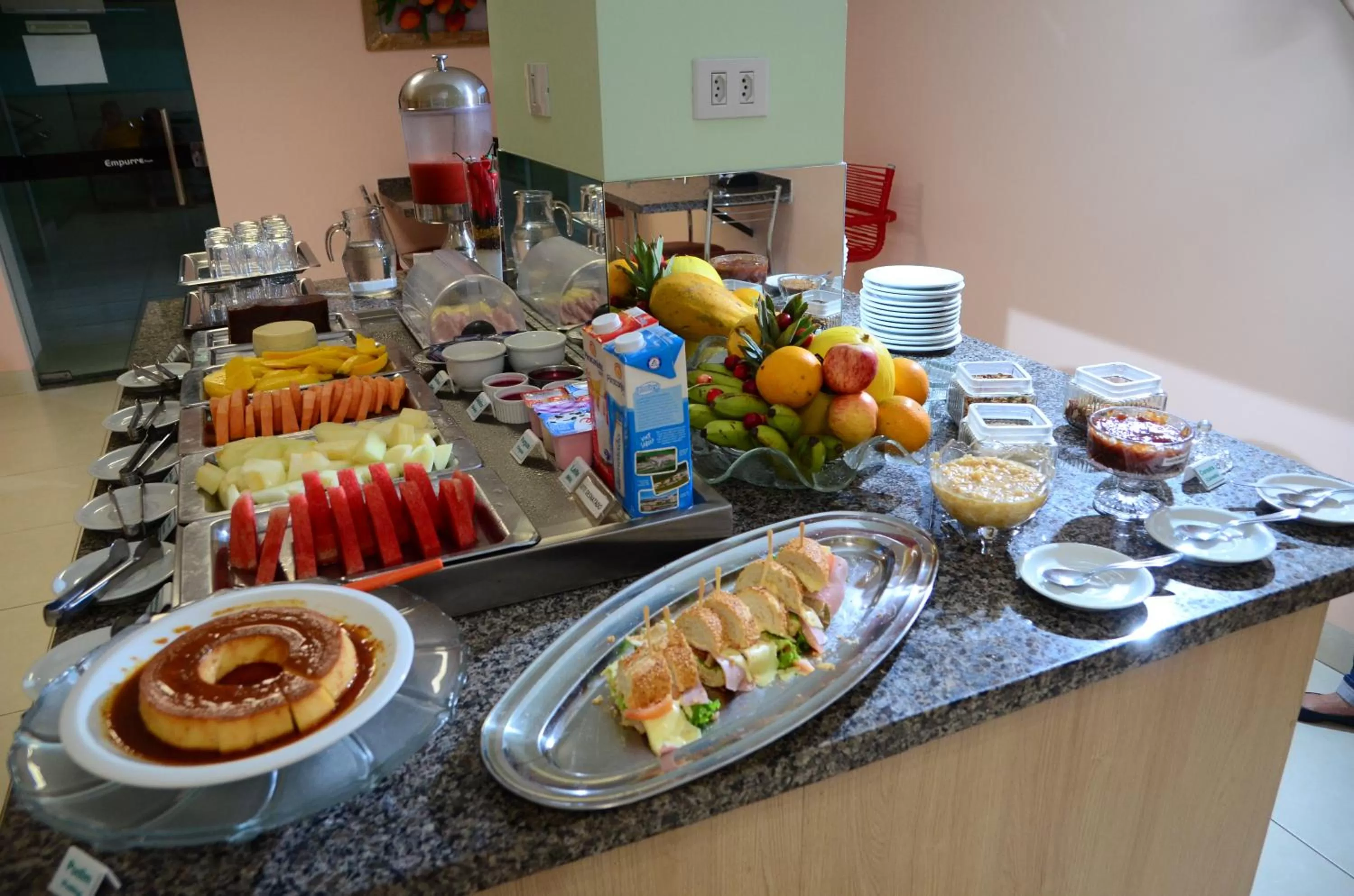 Buffet breakfast in Hotel Capital