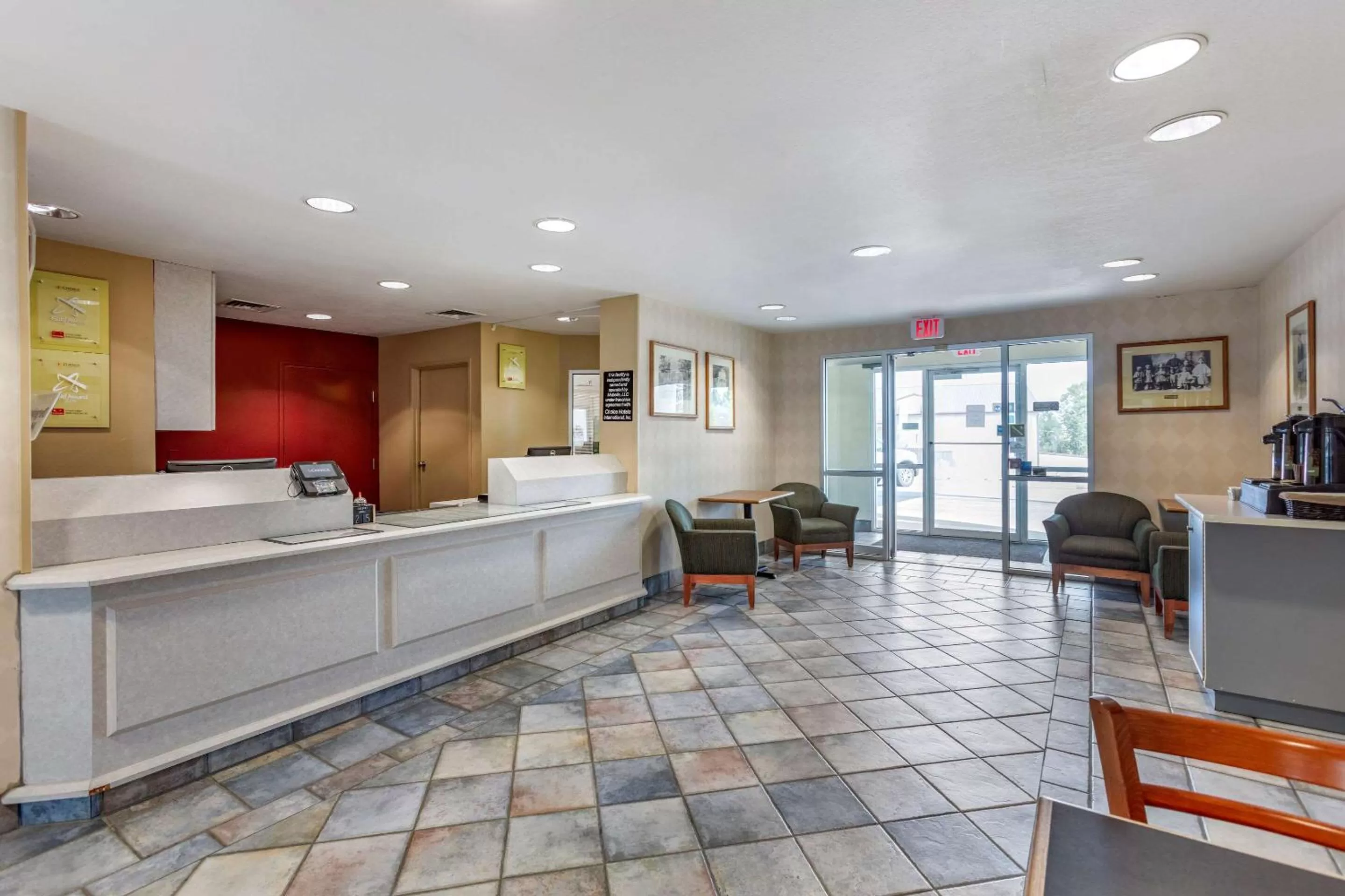 Lobby or reception in Econo Lodge Belle Fourche