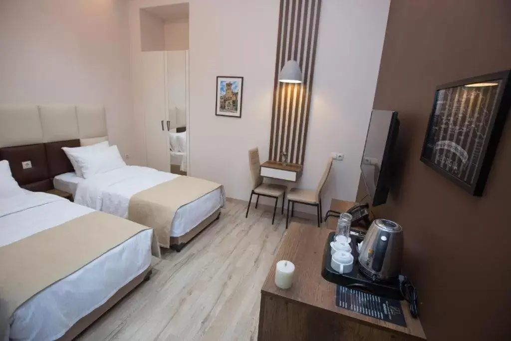Superior Twin Room in History Hotel Tbilisi Superior Twin Room in History Hotel Tbilisi
