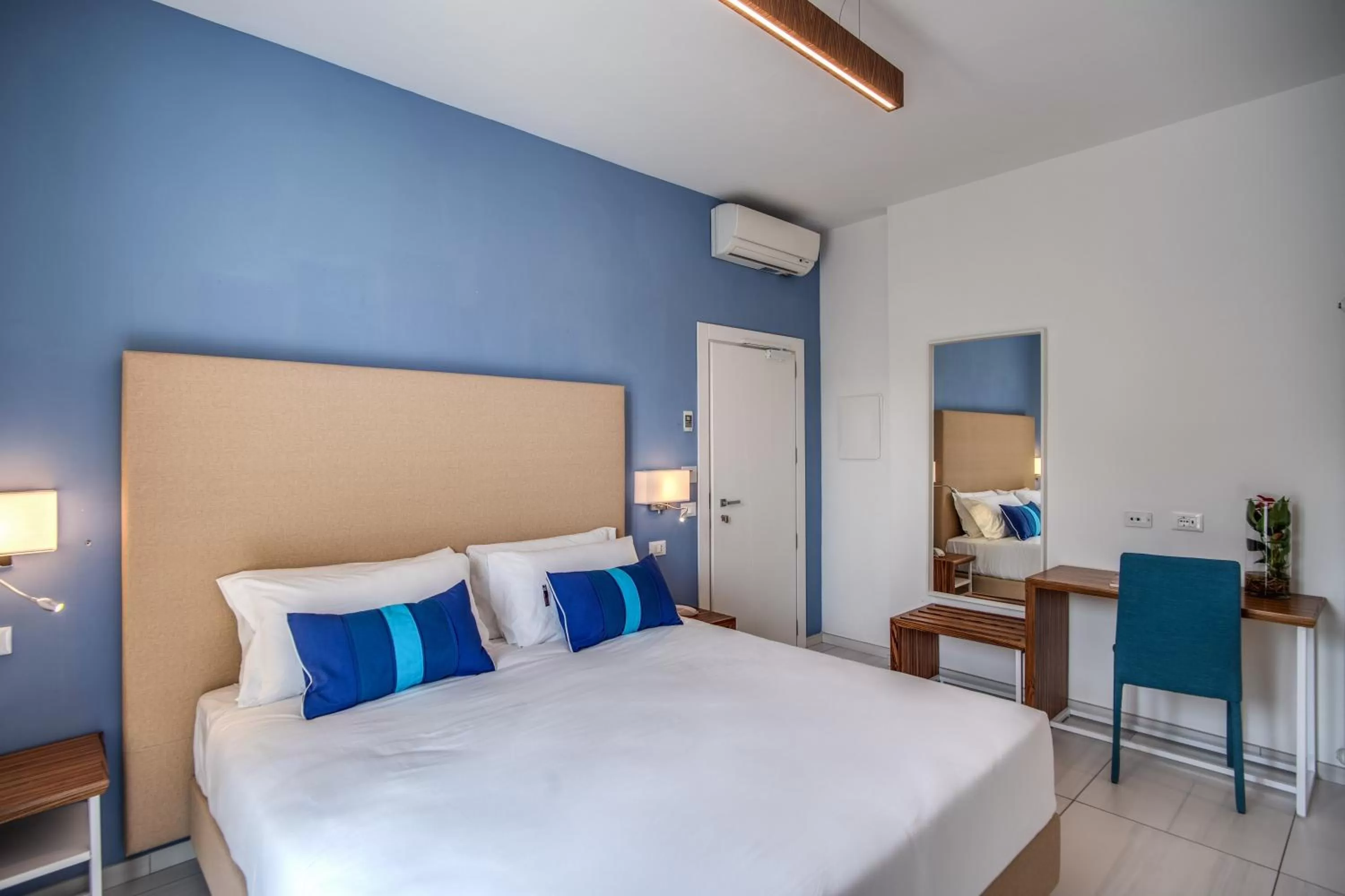 Bed in Hotel Florida