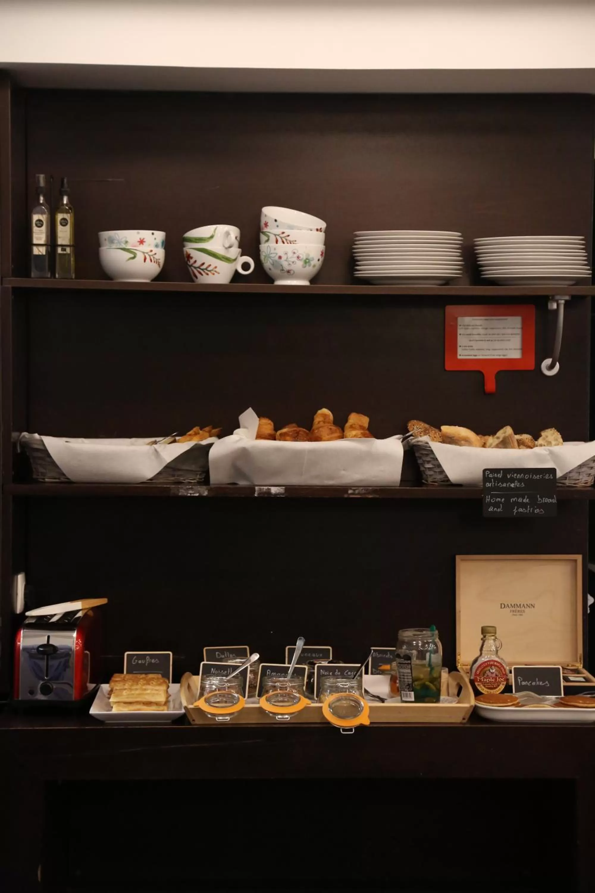 Buffet breakfast in Stella Etoile