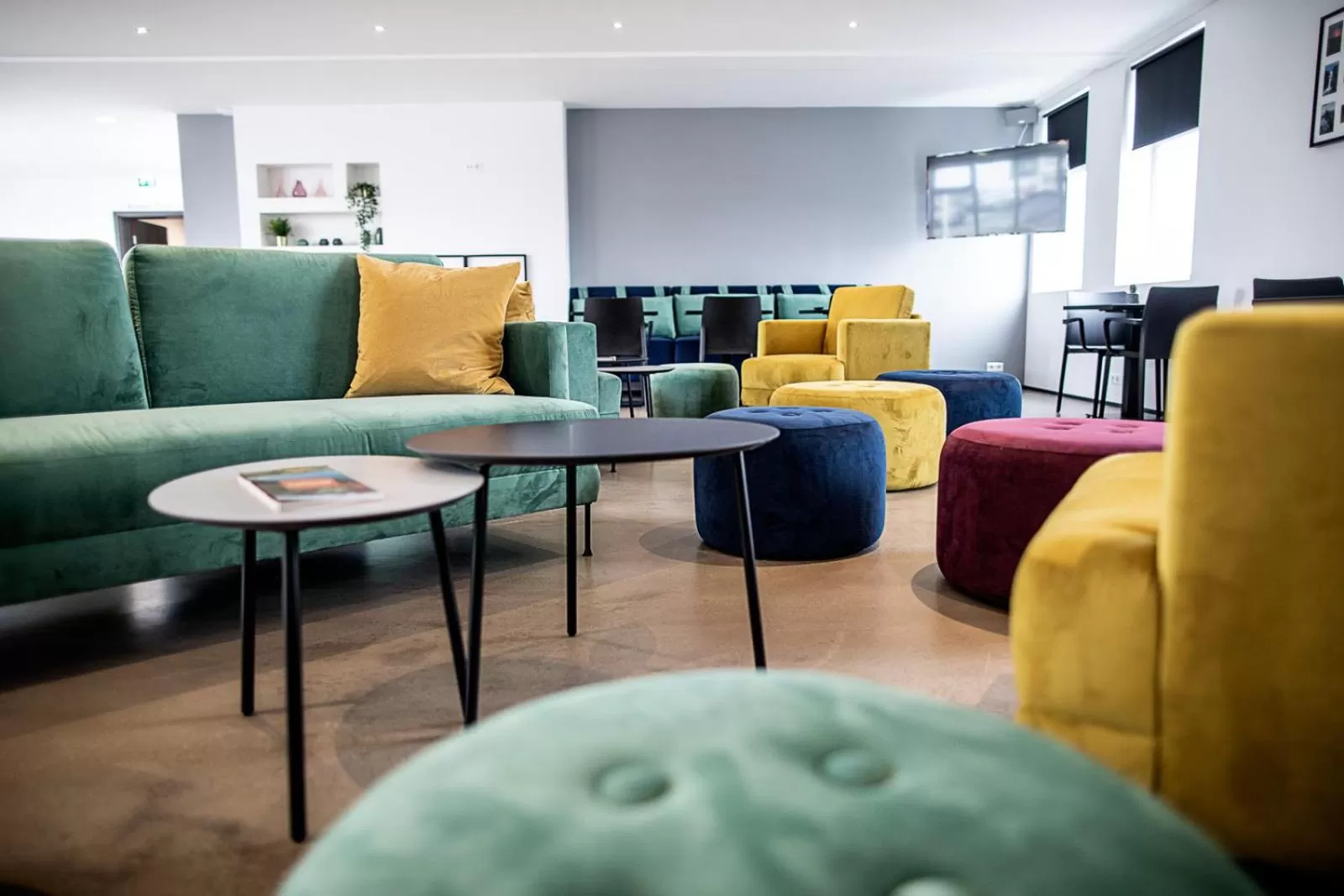 Communal lounge/ TV room in 201 Hotel