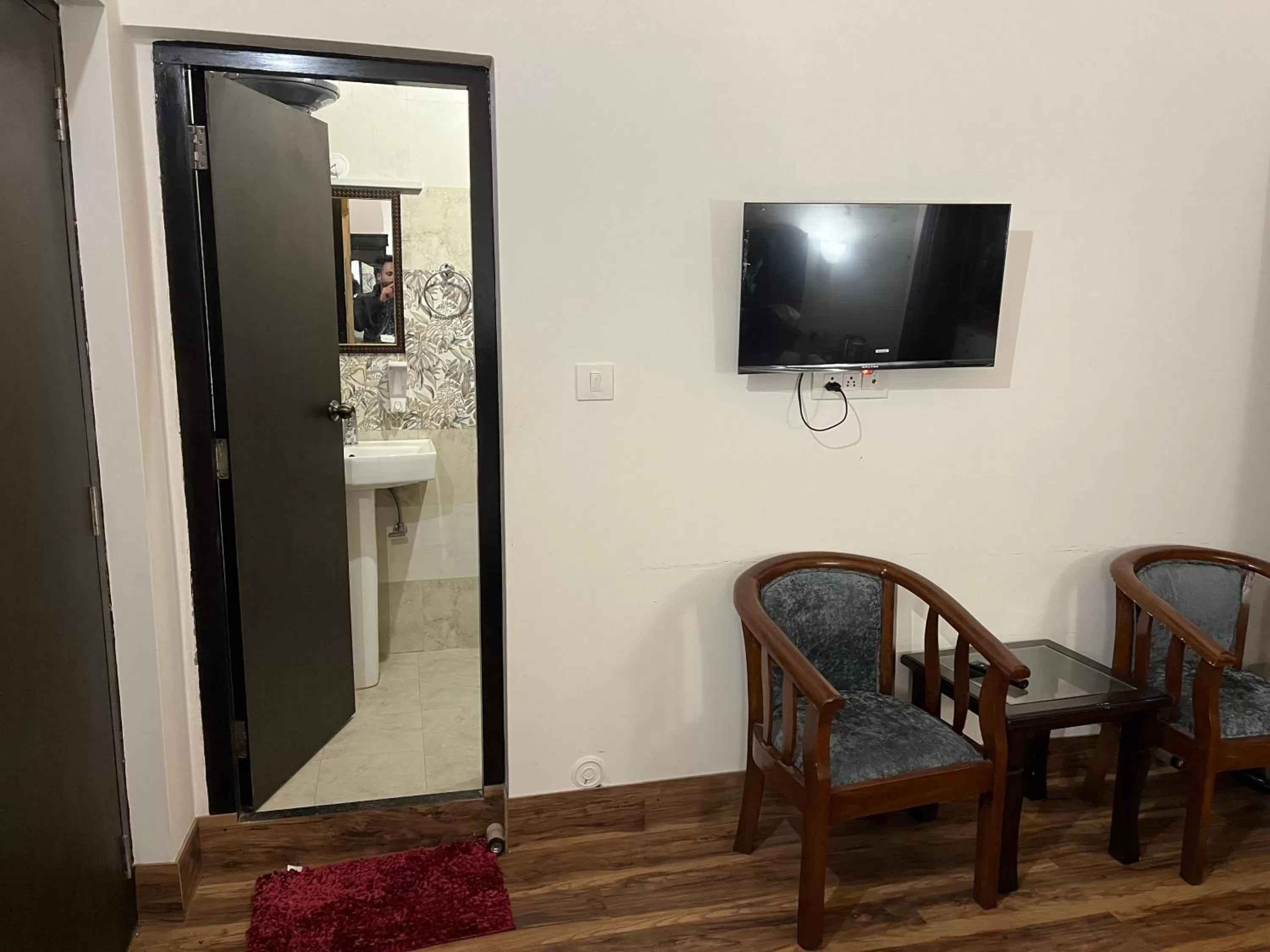 TV/Entertainment Center in Cedar Woods Resort