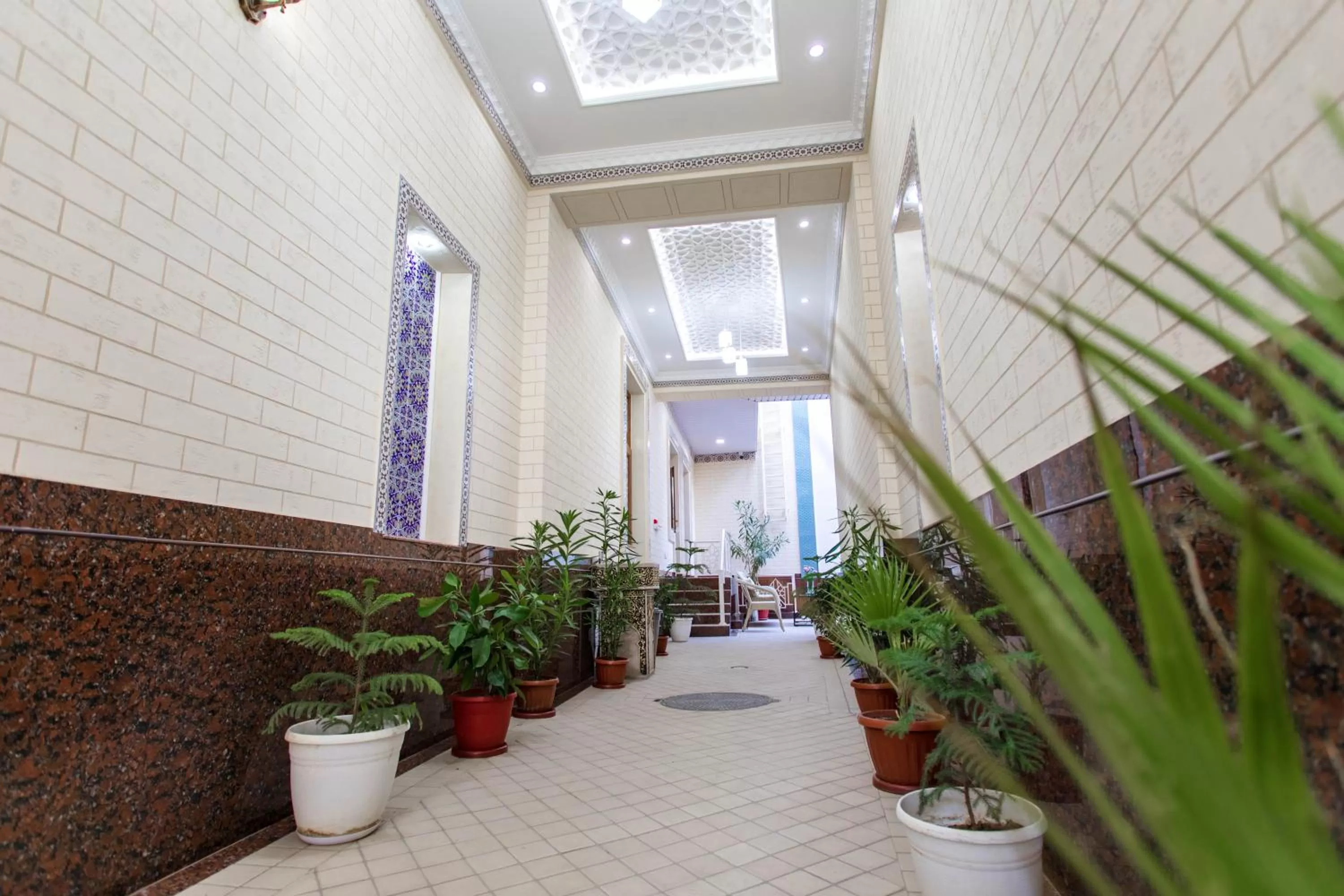 Facade/entrance in Registon Saroy Hotel