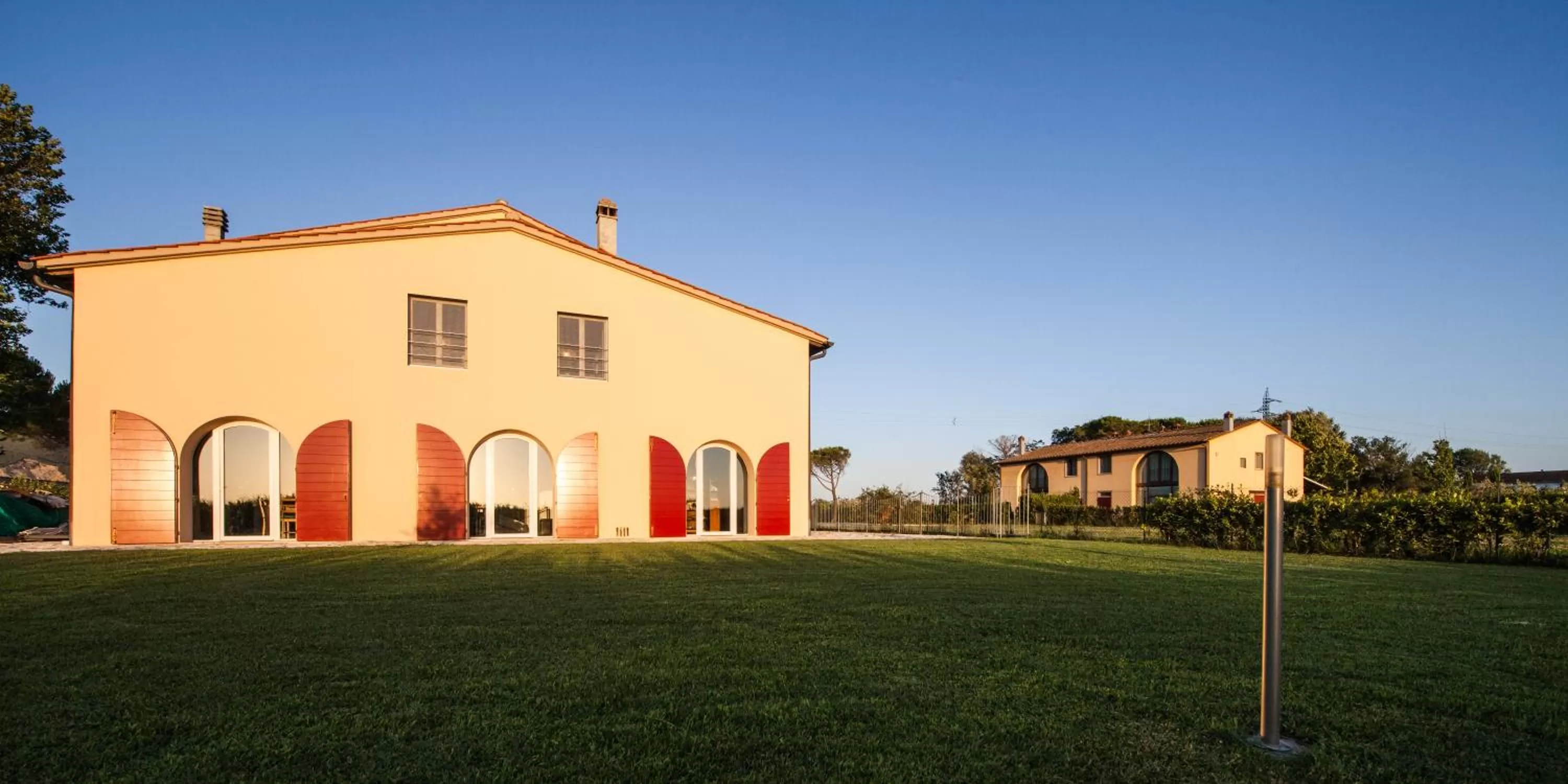 Property building in Cascina Canova