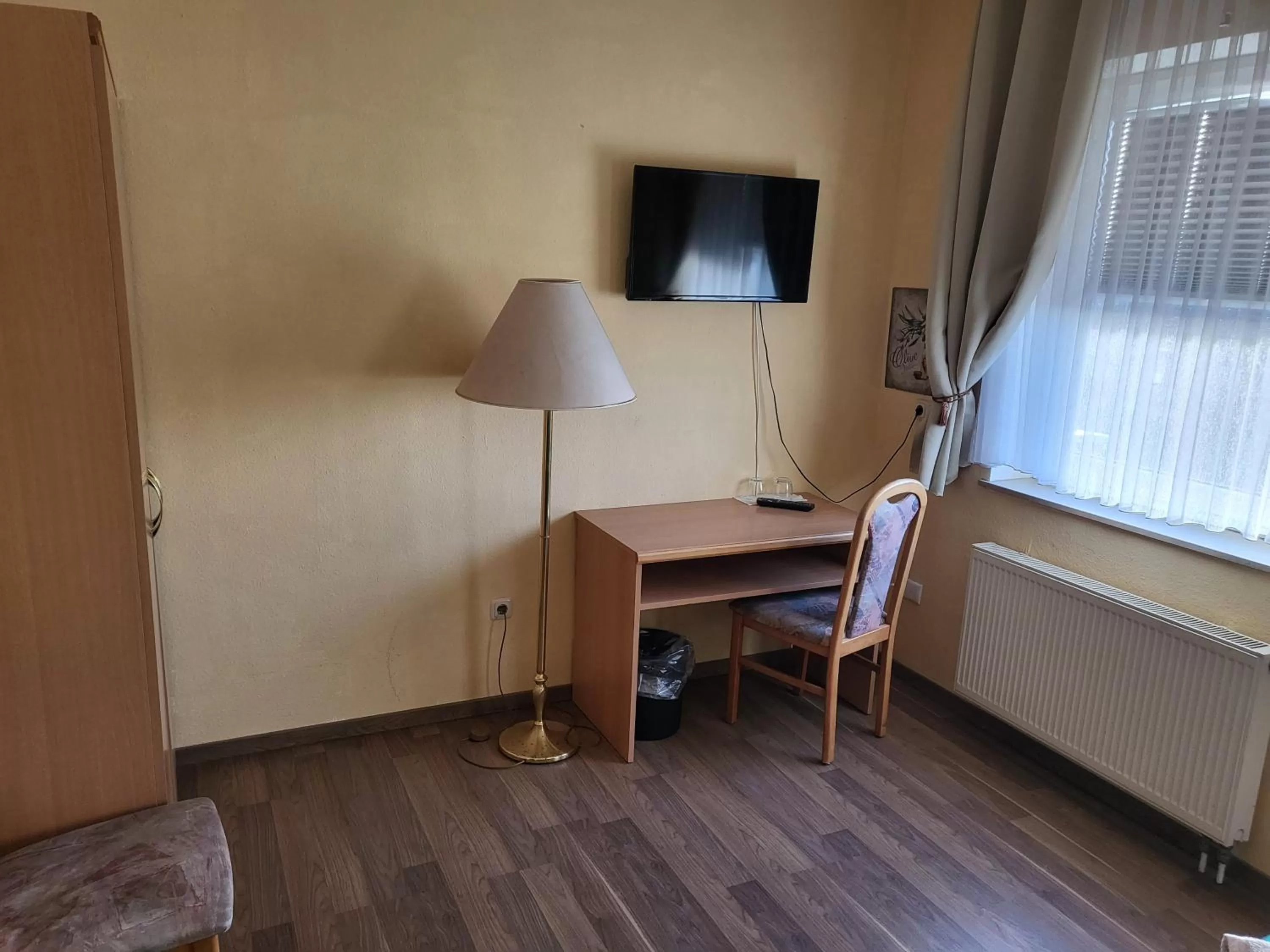 TV/Entertainment Center in Pension Kuehnauer Hof